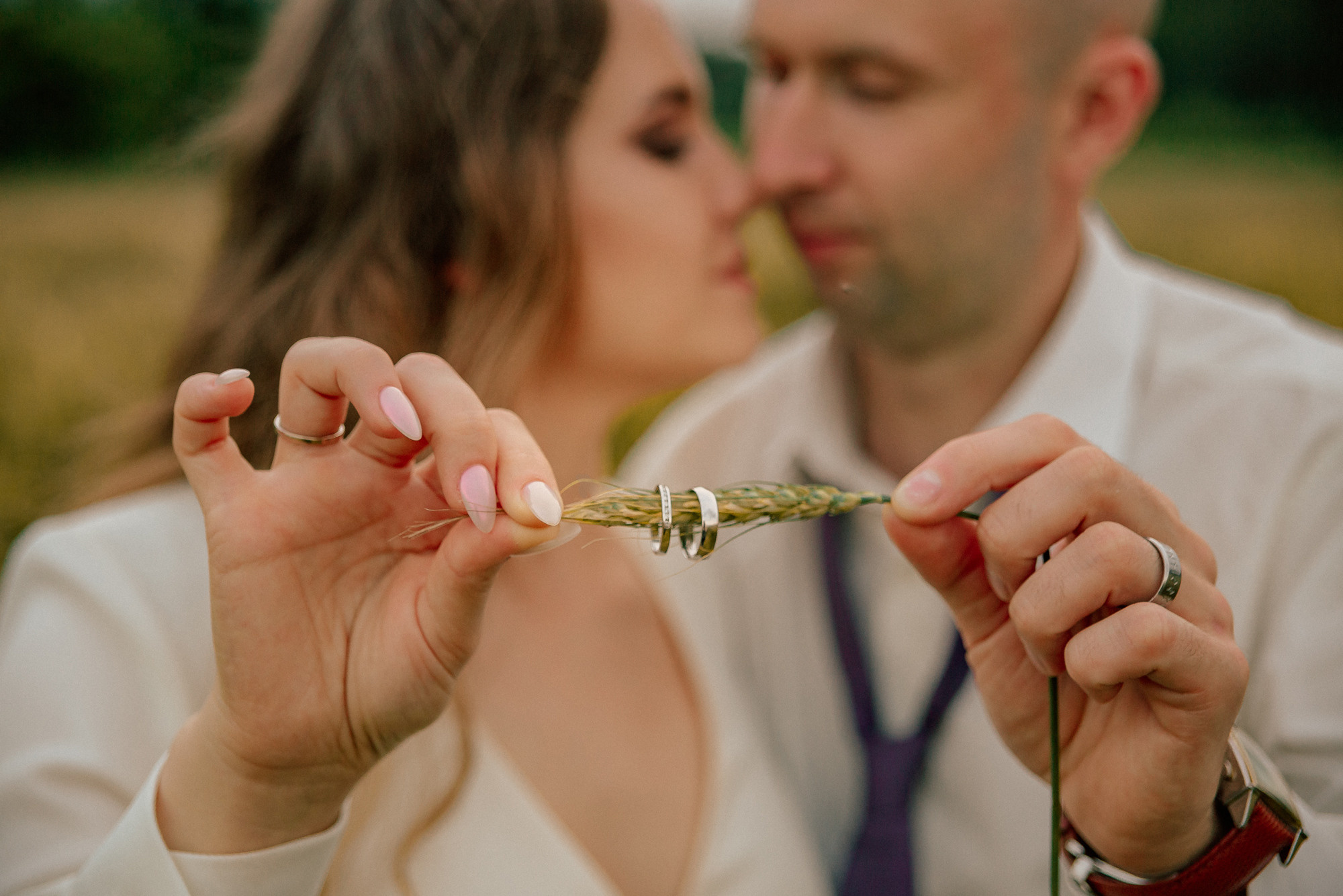 Маша Лёша. Свадьба в поле. Свадебный, семейный и женский фотограф в Москве Аникина Ольга