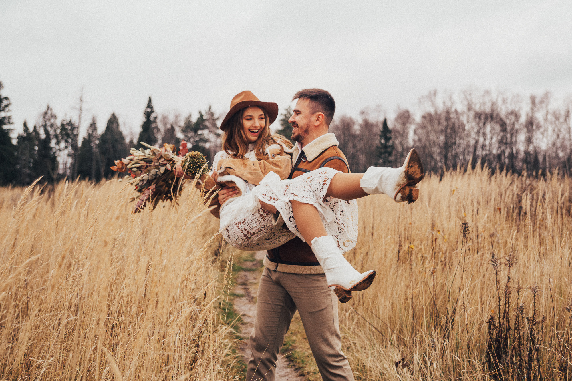 Леся Ваня. Лесная свадьба в ноябре. Свадебный, семейный и женский фотограф в Москве Аникина Ольга
