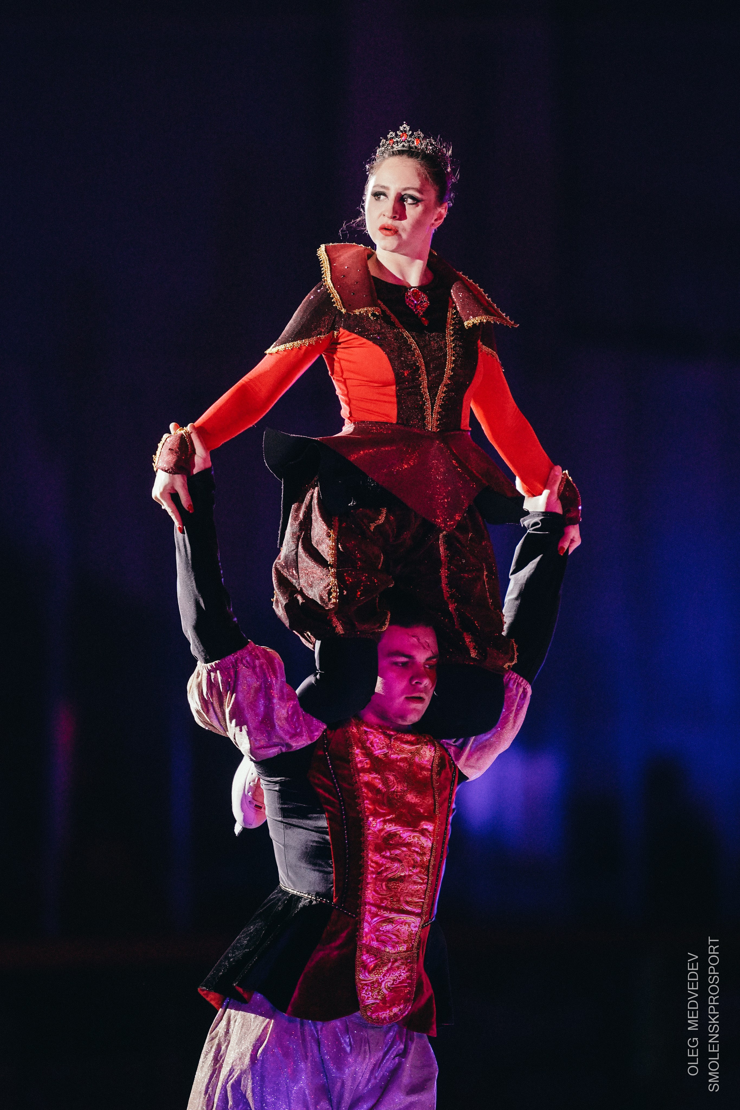 Алиса в стране чудес шоу на льду. Спортивный фотограф Олег Медведев | prosport67 | Смоленск
