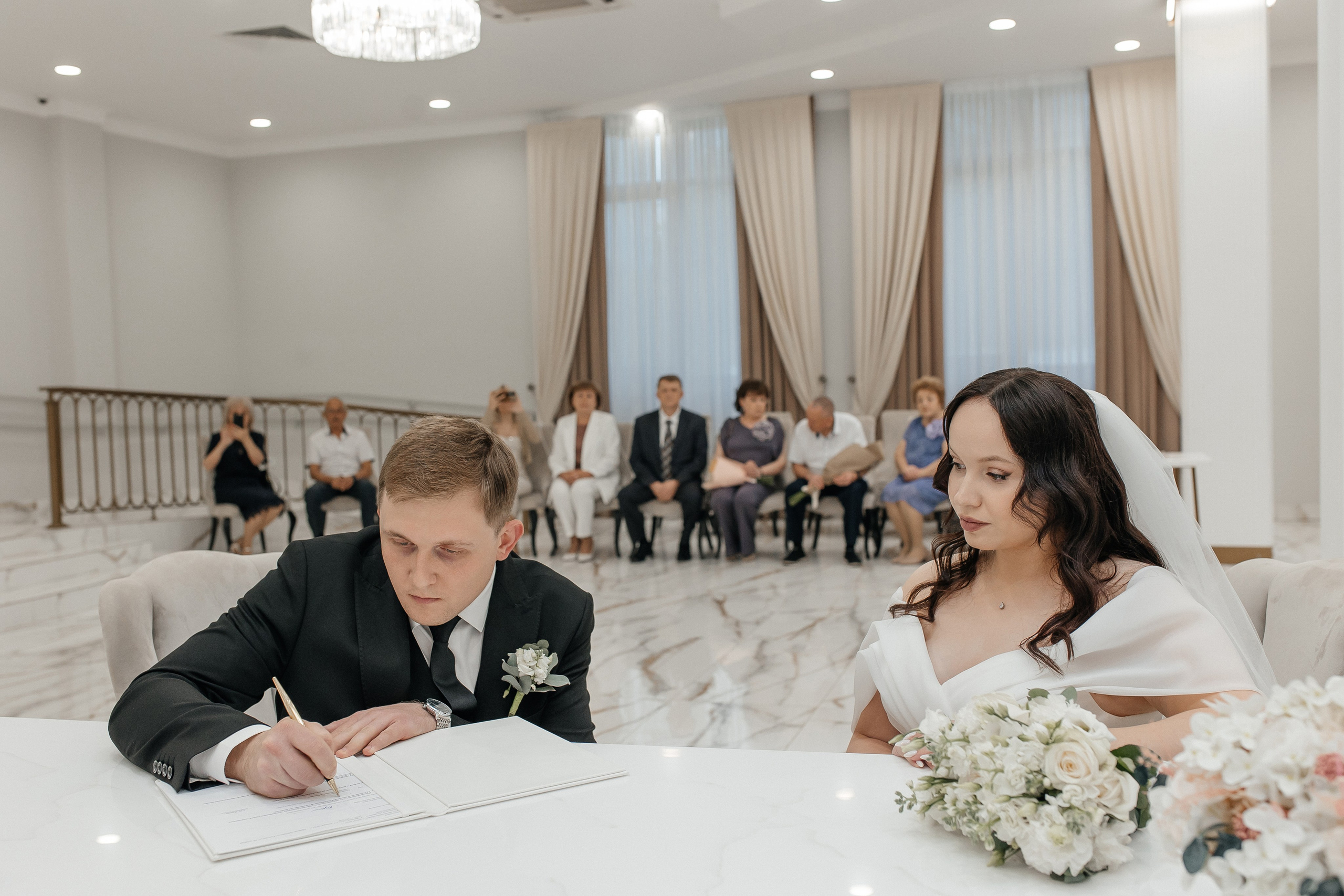 Регистрация брака в Шипиловском Дворце бракосочетания. Свадебный фотограф в Москве Дарья Олендарёва