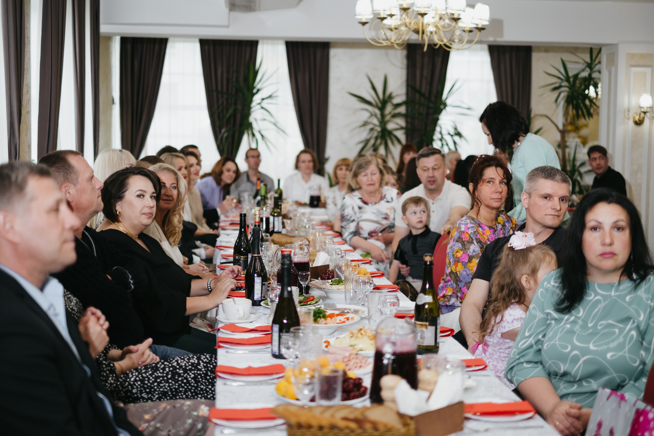 Выпускной 11 класс школы № 30. Свадебный и репортажной фотограф Денис Ожигин в Краснодаре и Краснодарском крае