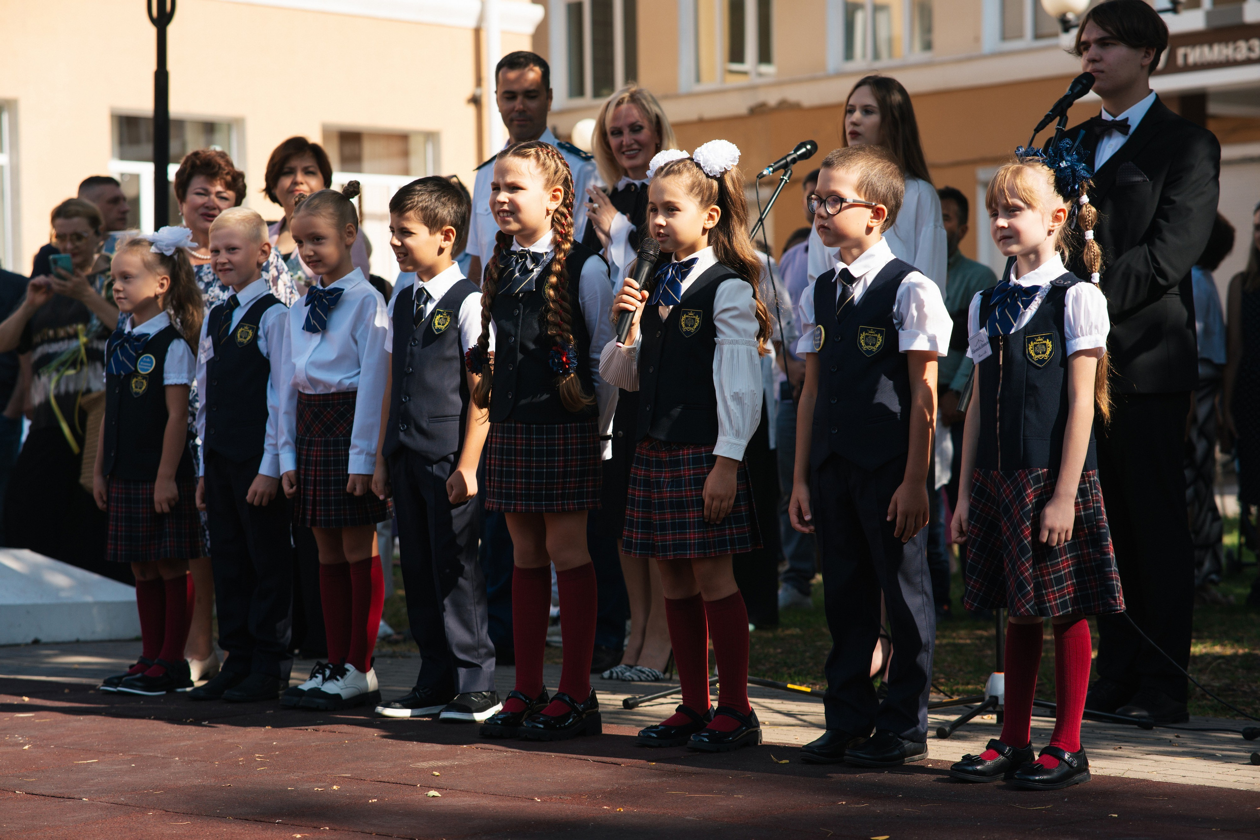 1 сентября | Школа им. Басова. Фотограф в Воронеже Ольга Космодемьянская