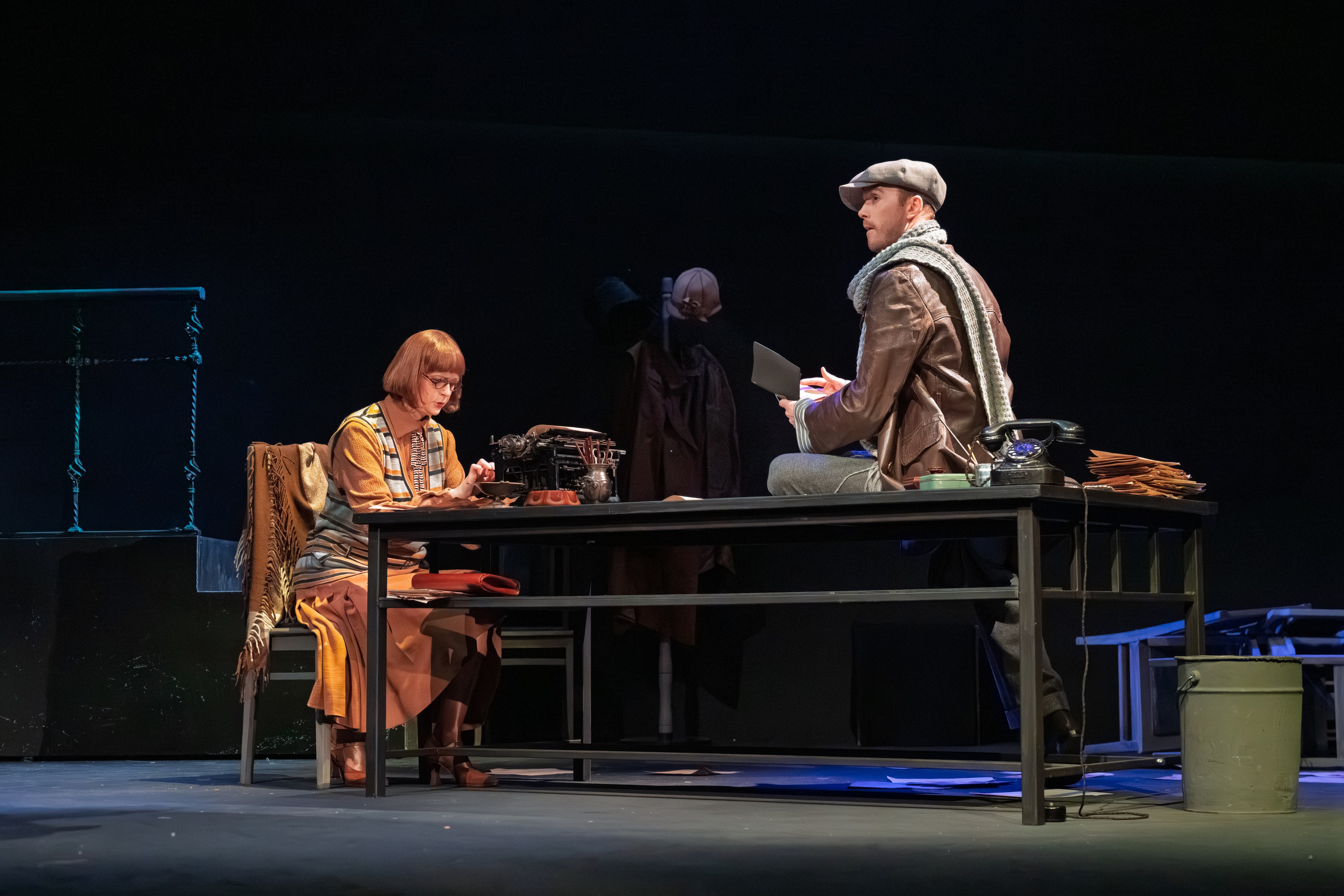 Театр Терезы Дуровой: Кто Есенин?. Сайт фотографа Сергея Абрамова