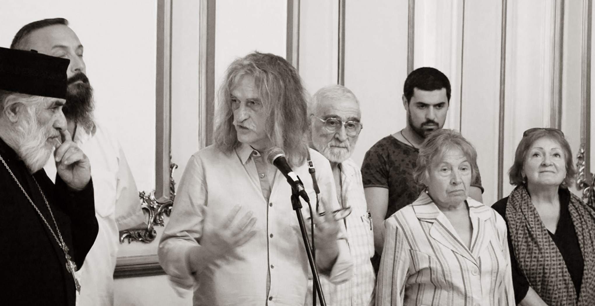 Выступление на открытии выставки по завершению Международного Симпозиума художников эмальеров, Тбилиси, 2016