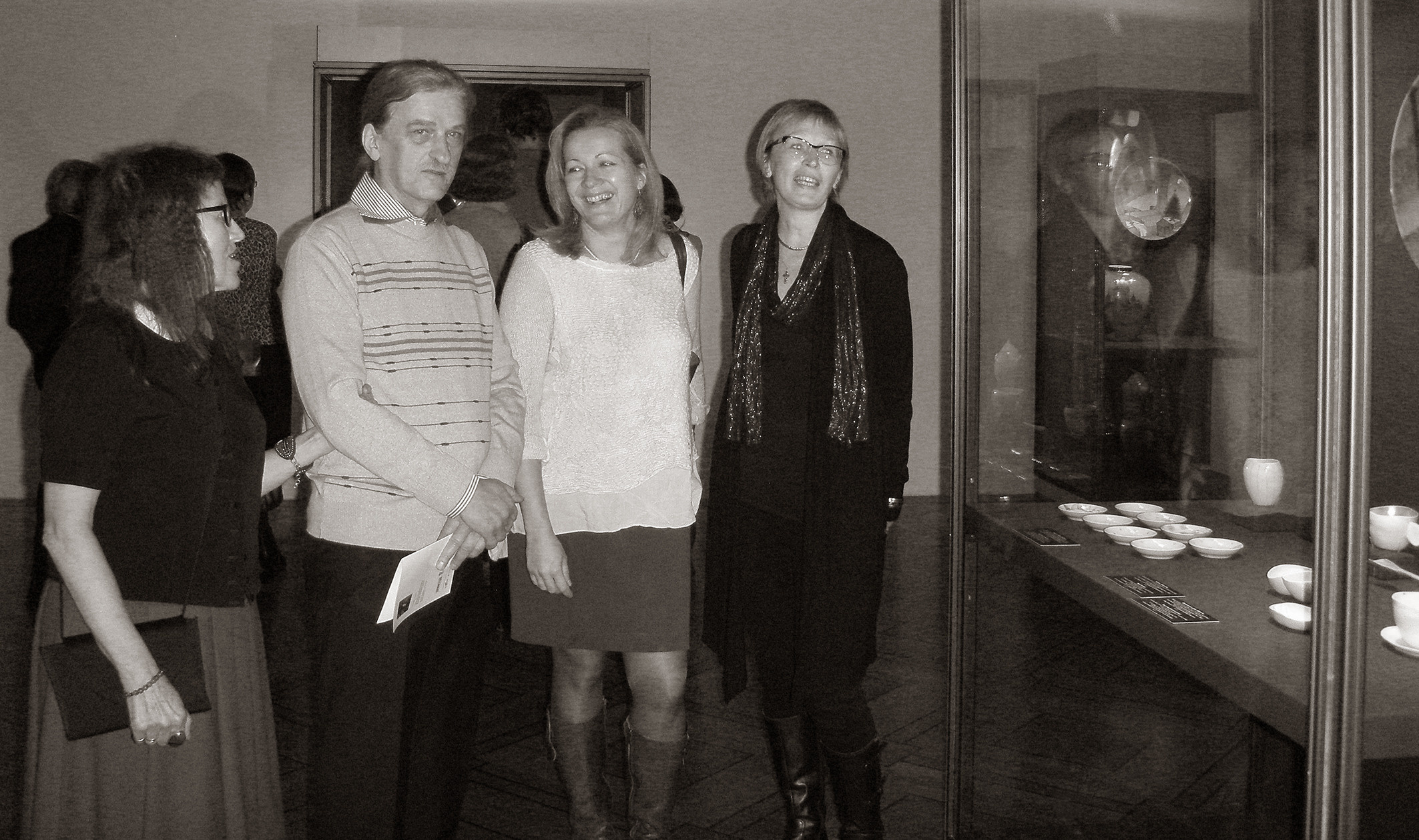 На открытии выставки  "Поднесение к Рождеству", с Инной Олевской, Верой Бакастовой и Юлией Жуковой, Эрмитаж, Санкт-Петербург, 2013