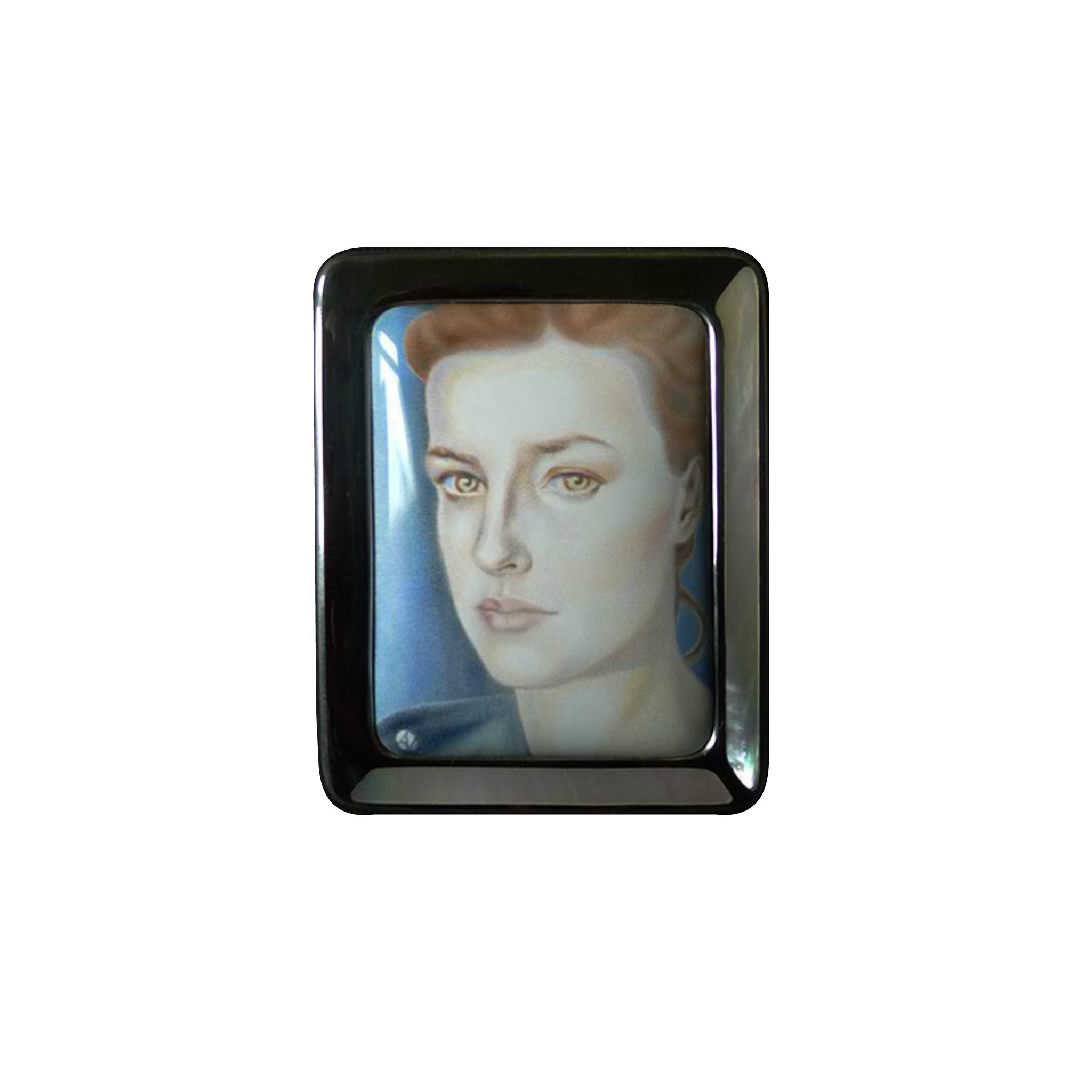 Artist Alexei Maximov. Portrait of Catherine's daughter, 2015, painted enamel, silver, mother-of-pearl