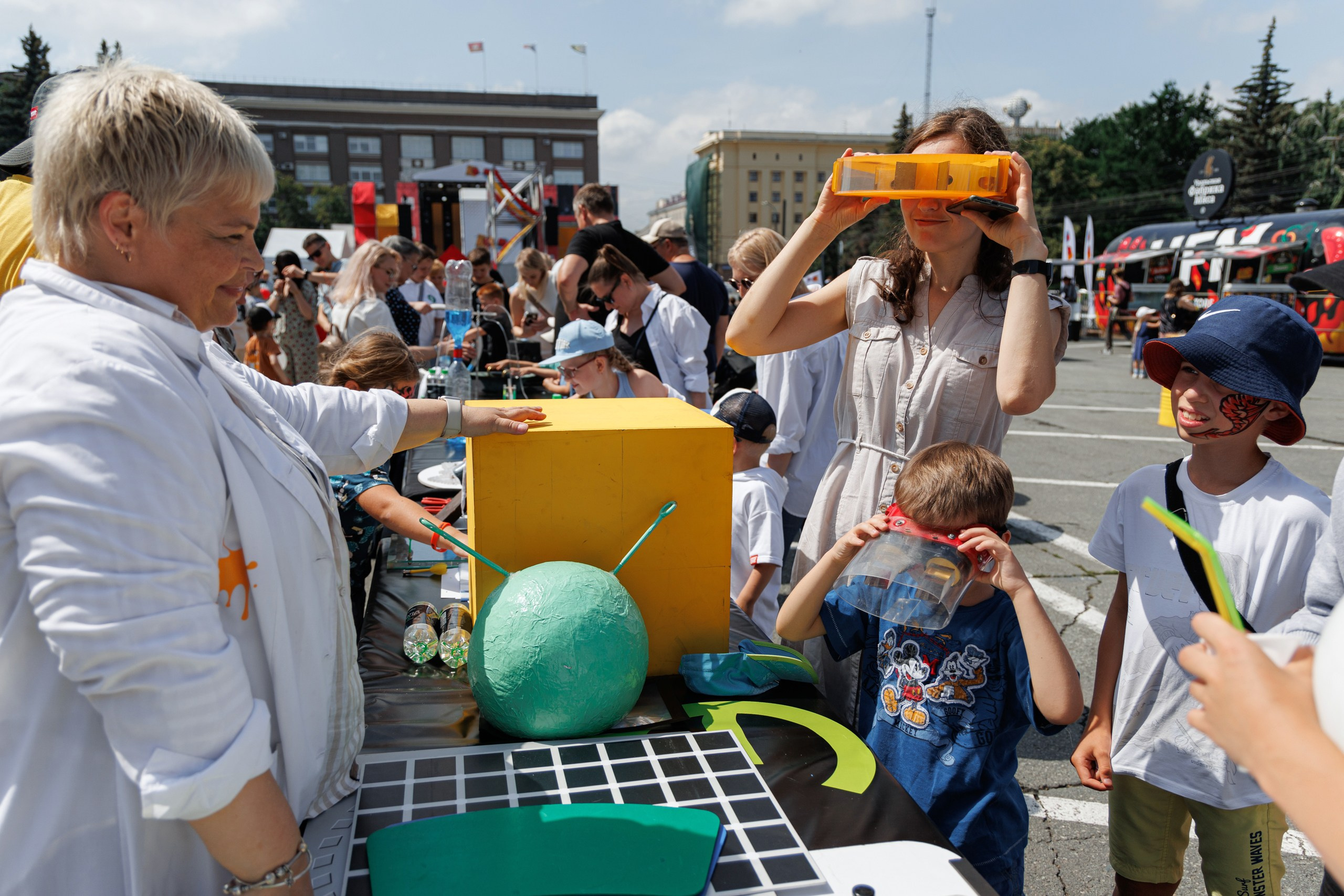 Оптик Центр | праздник в честь 25-и летия