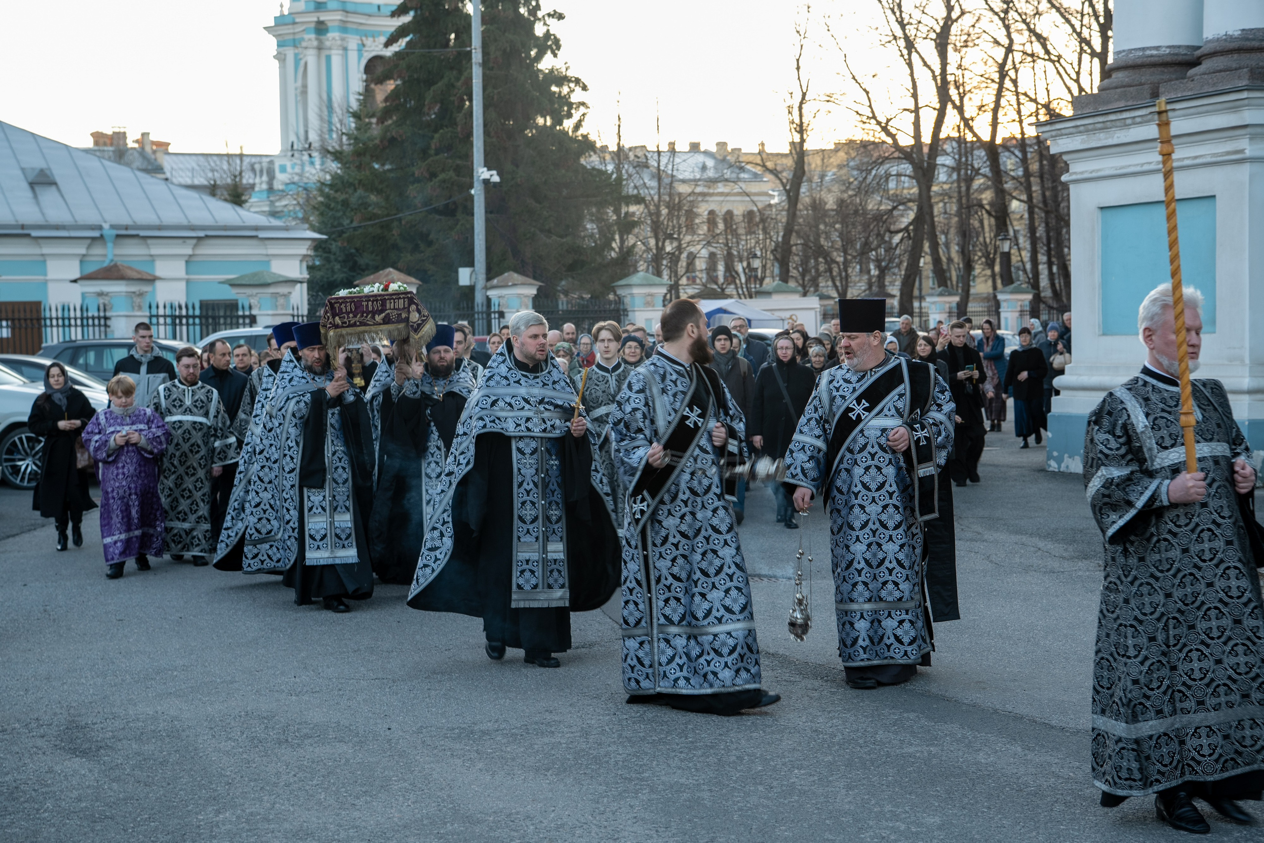 Великая пятница. Утреня с великим славословием. Чин погребения Спасителя. НИКОЛО-БОГОЯВЛЕНСКИЙ МОРСКОЙ СОБОР