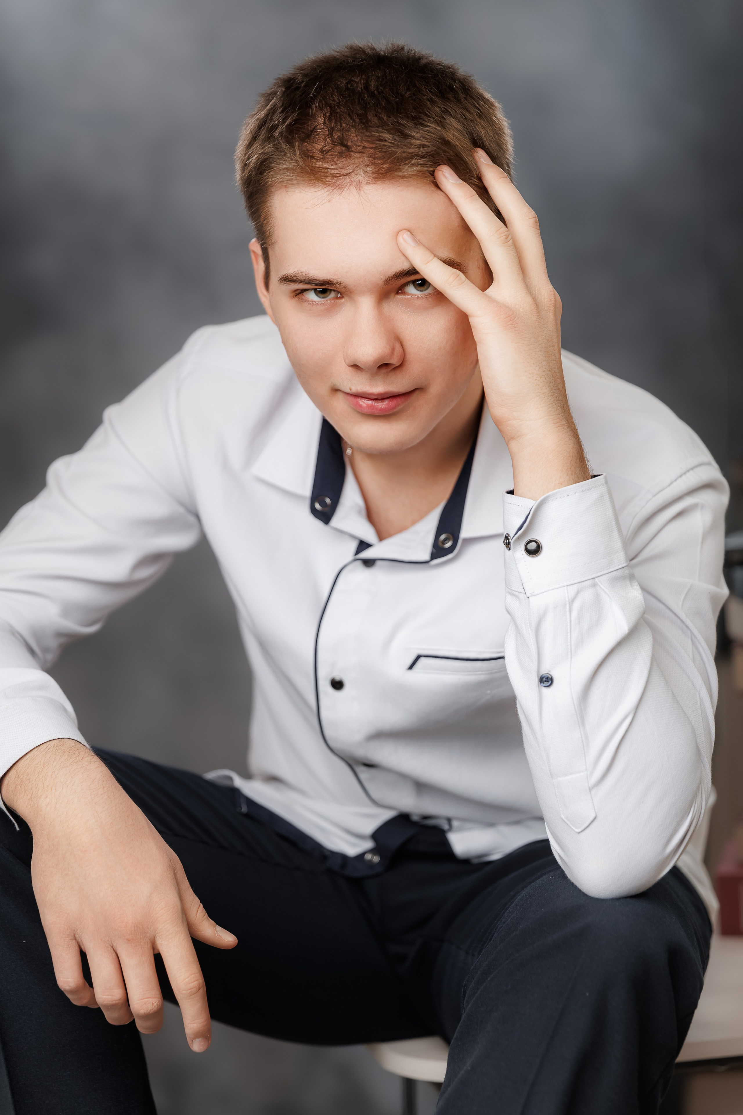 Портреты на однотонном фоне. Семейный и детский фотограф Комина Елена, Власиха, Одинцово