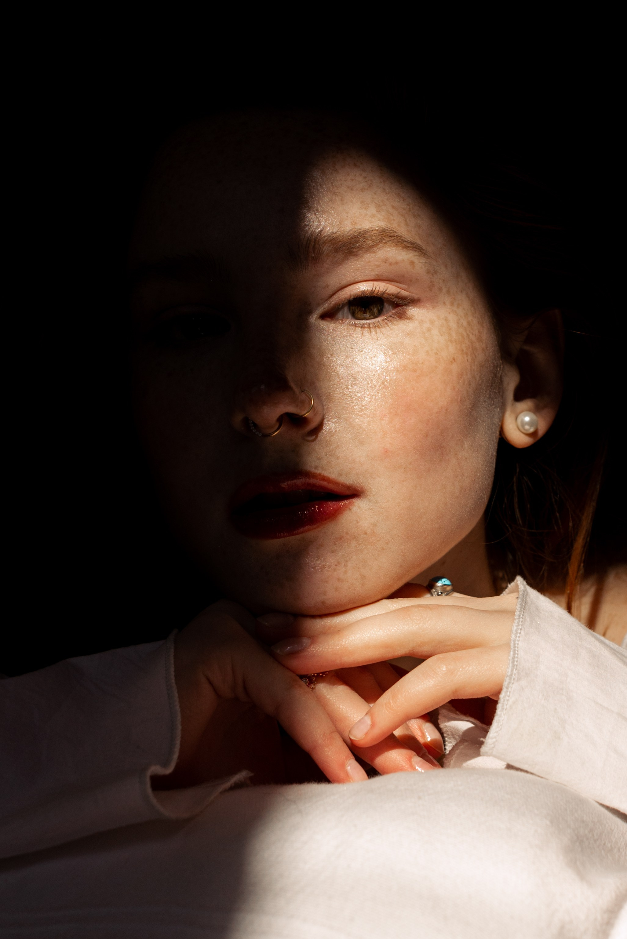 Фотограф Романова Екатерина. Женский портрет. Фотосессия в фотостудии. 