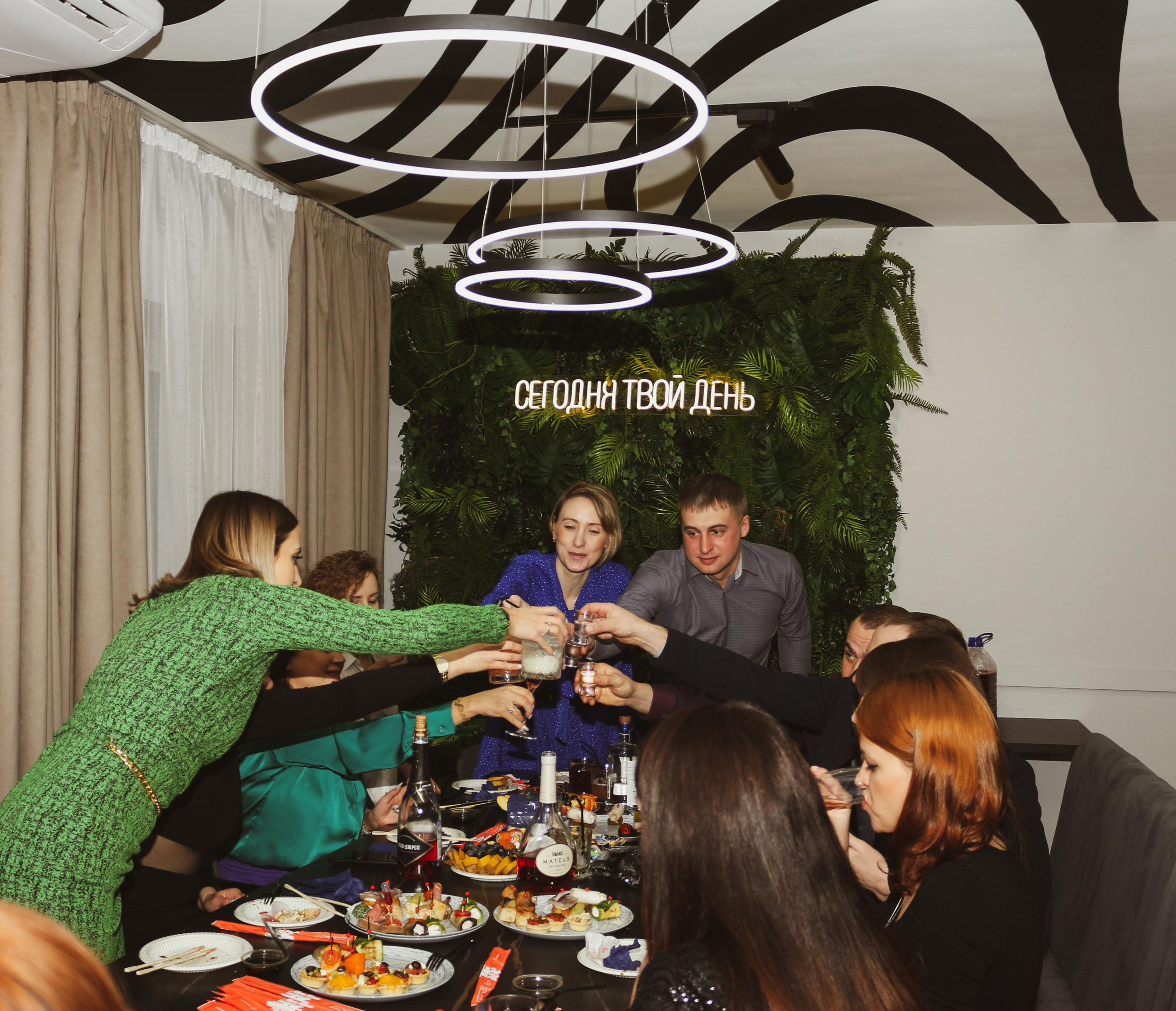 Студия пятница 2. Алиса Томшина — Фотограф / Видеограф