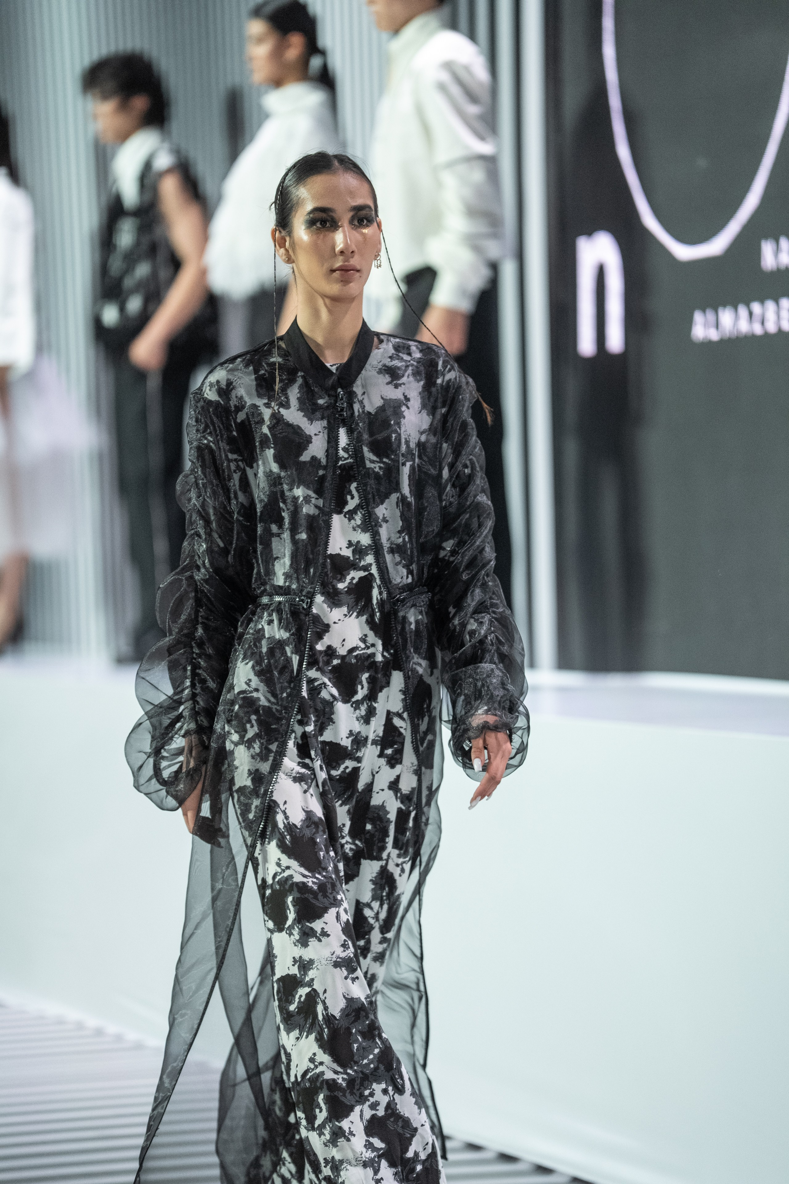 NAZAR ALMAZBEKOB (Кыргызстан). Сайт Алматинского НЮ АРТ, будуар и фэшн фотографа Дениса Карпенко