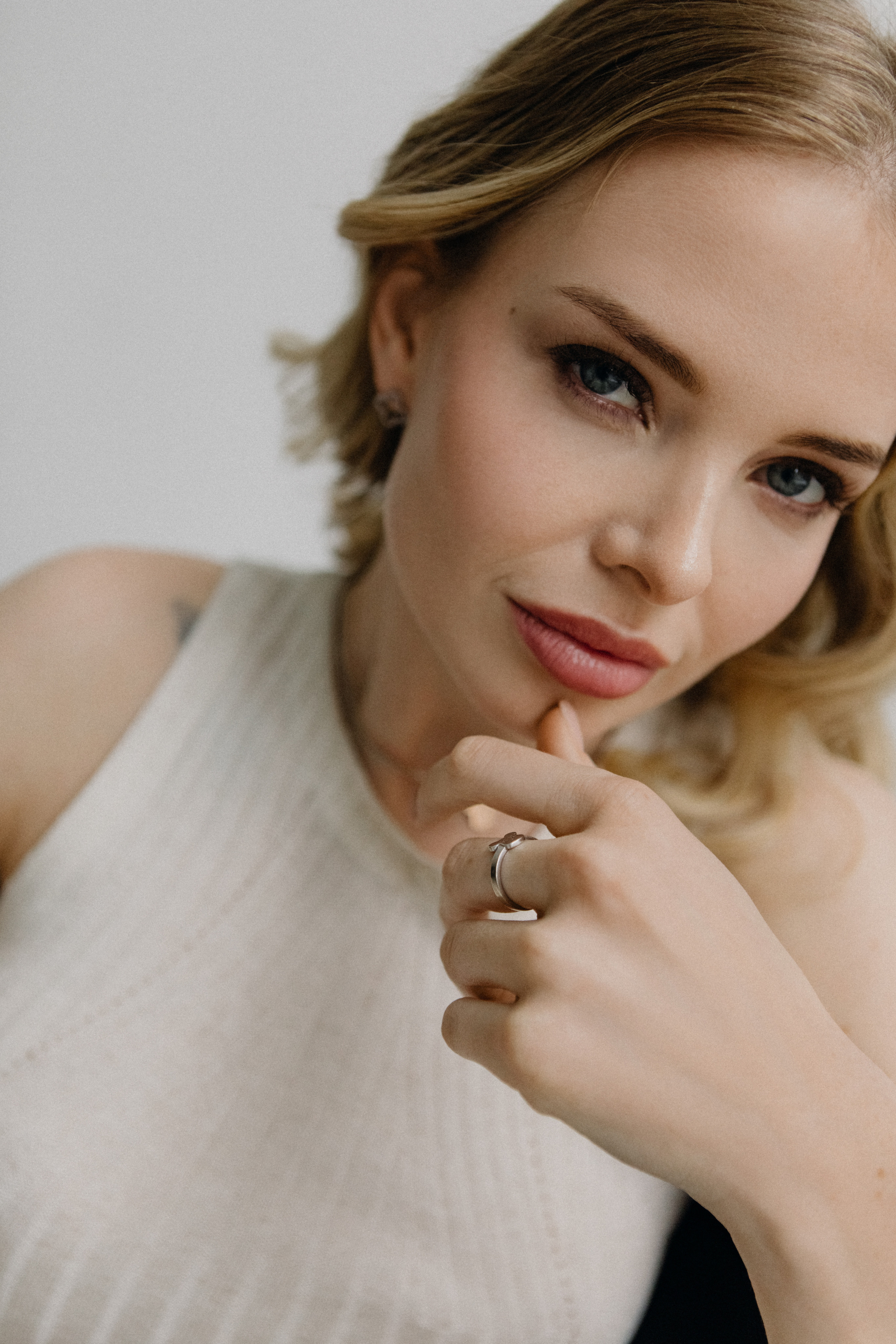 Классический макияж от визажиста на фотосессии
