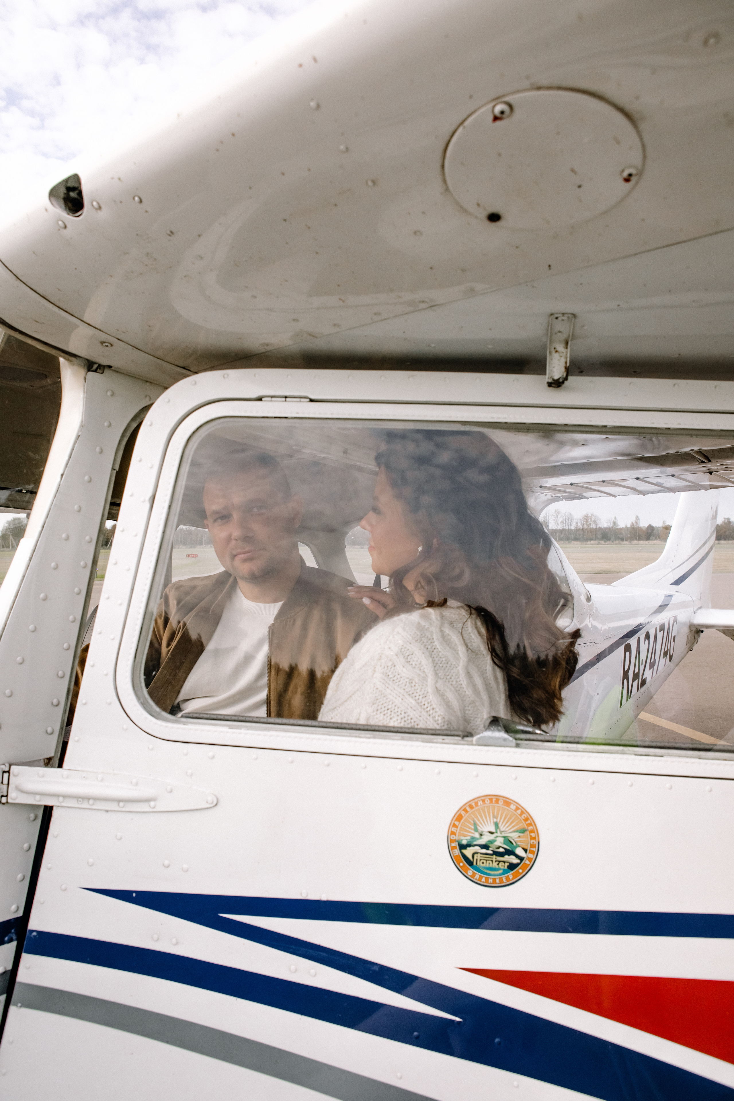 Лавстори на аэродроме. Фотограф в Москве Ольга Сатони
