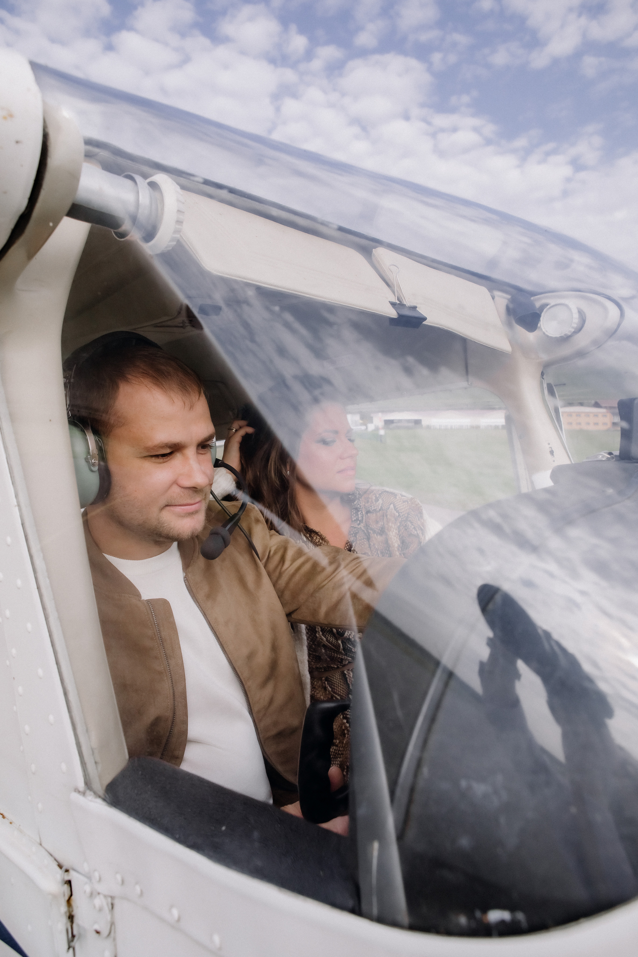 Лавстори на аэродроме. Фотограф в Москве Ольга Сатони