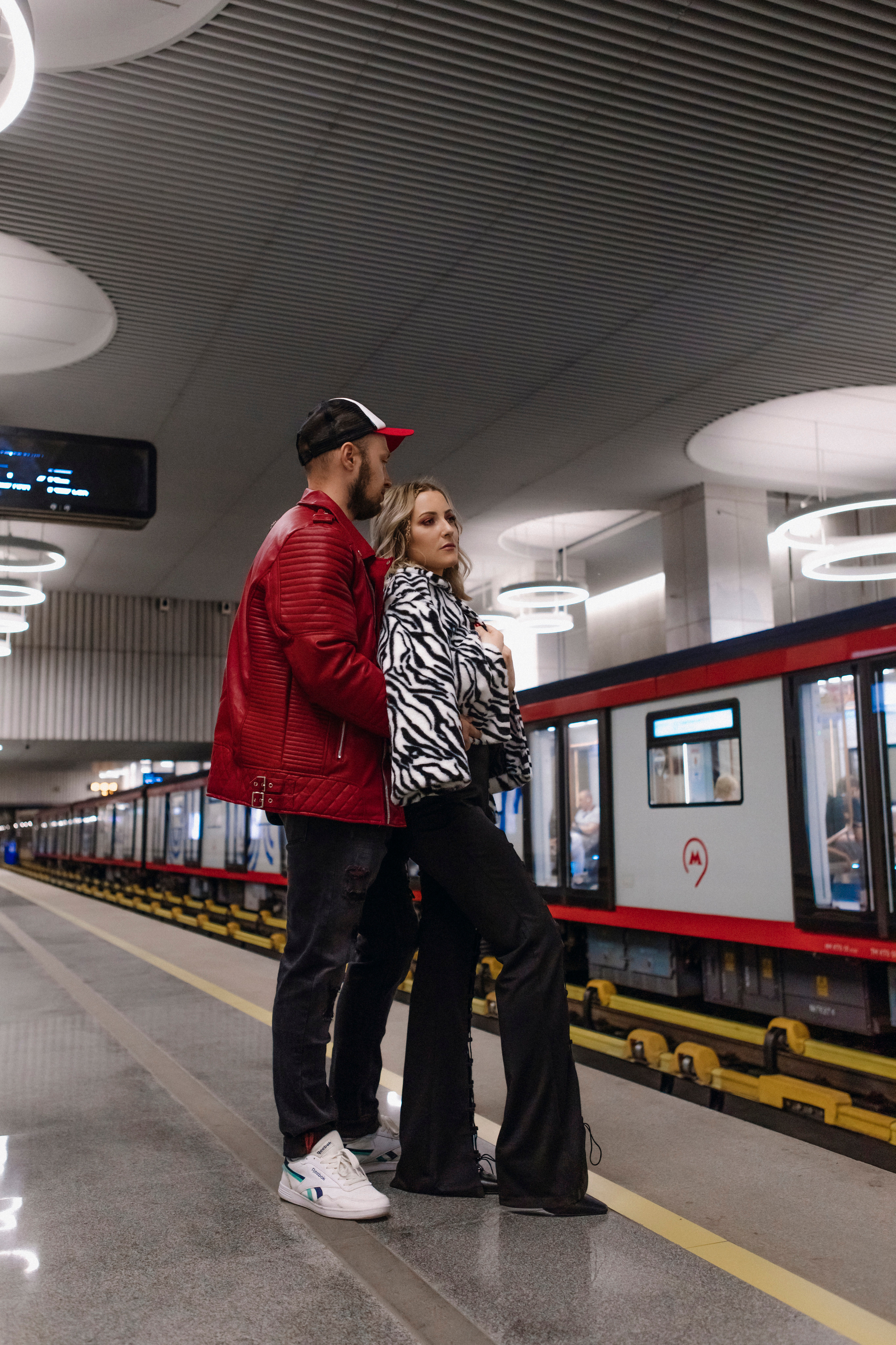 Миша и Даша Метро. Фотограф в Москве Ольга Сатони