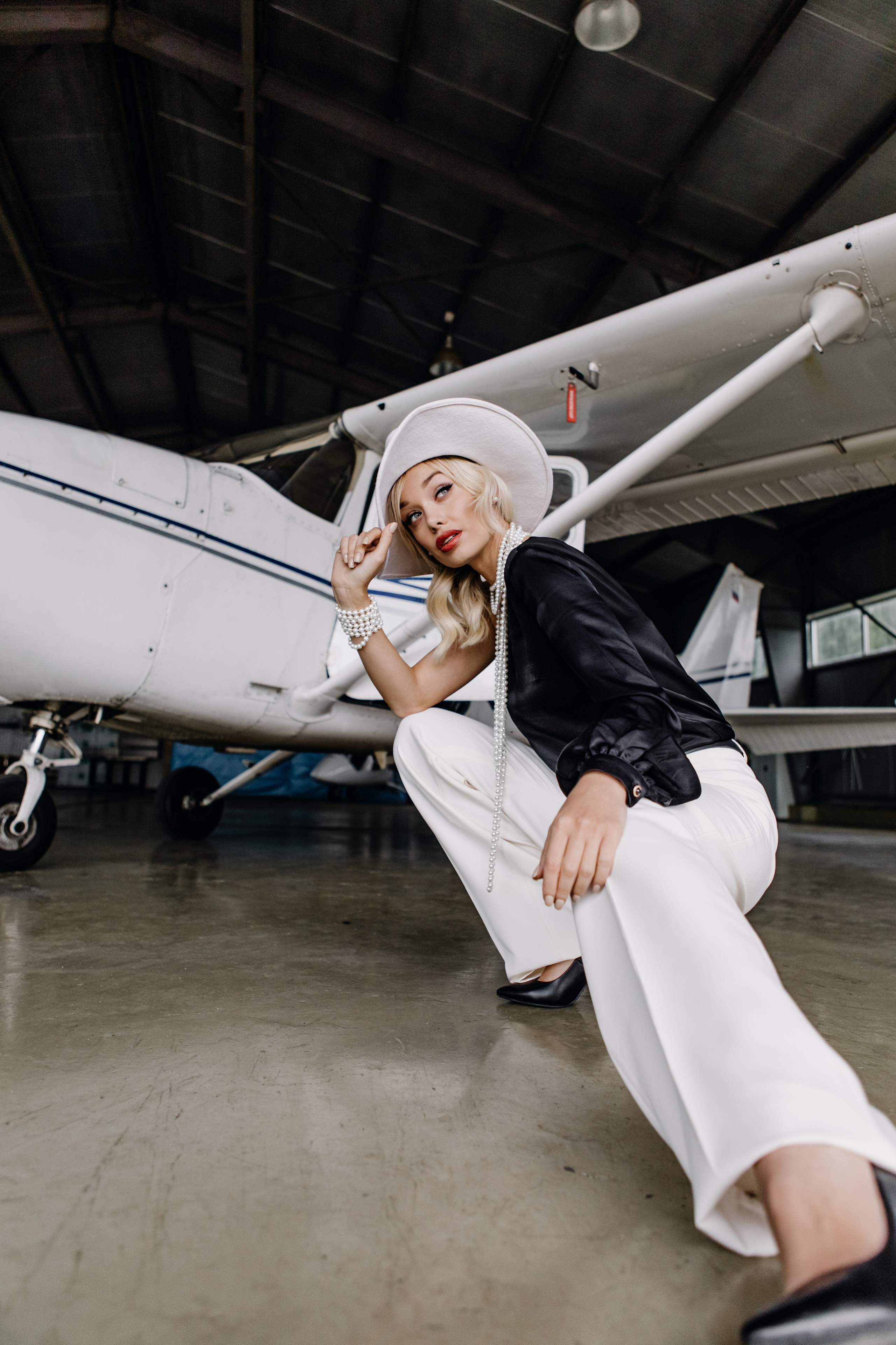 Съемка на аэродроме с самолетом. Фотограф в Москве Ольга Сатони