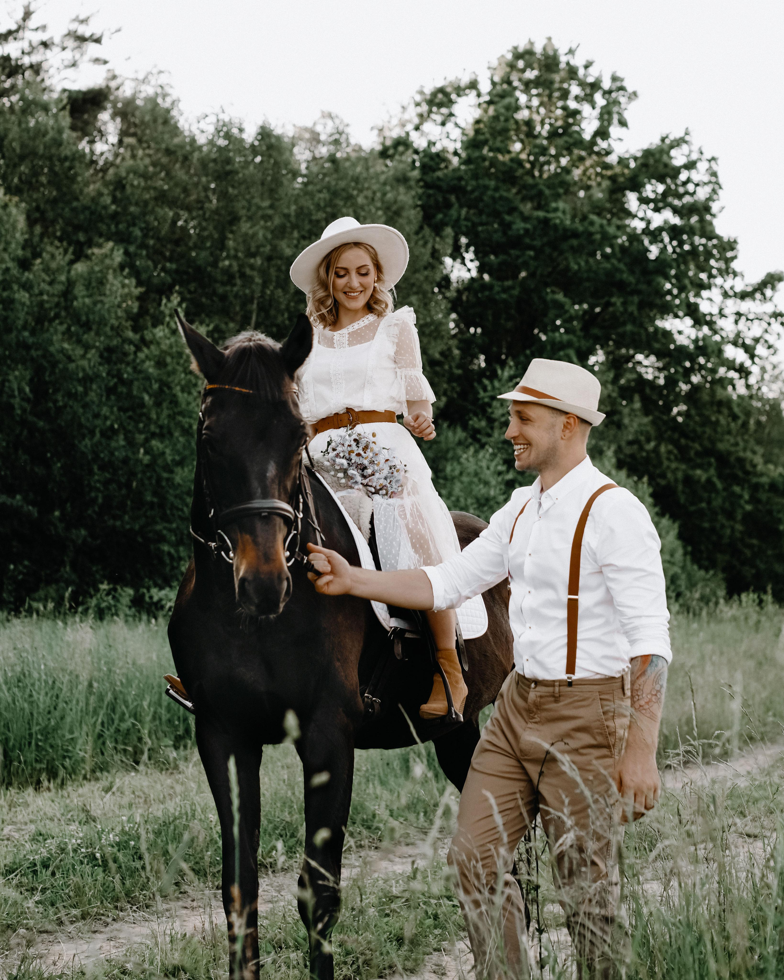 Лавстори в поле. Фотограф в Москве Ольга Сатони