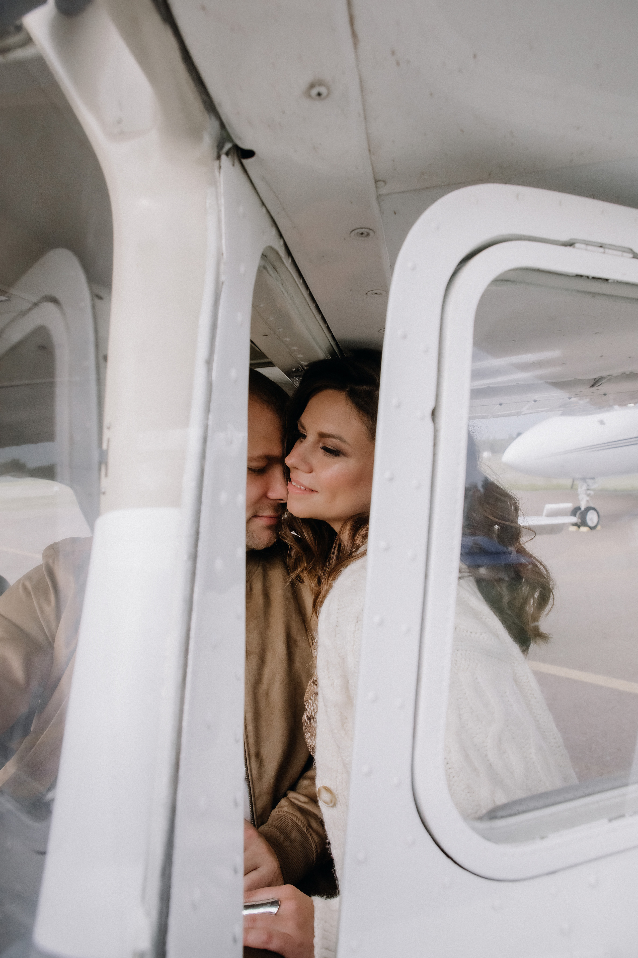 Лавстори на аэродроме. Фотограф в Москве Ольга Сатони