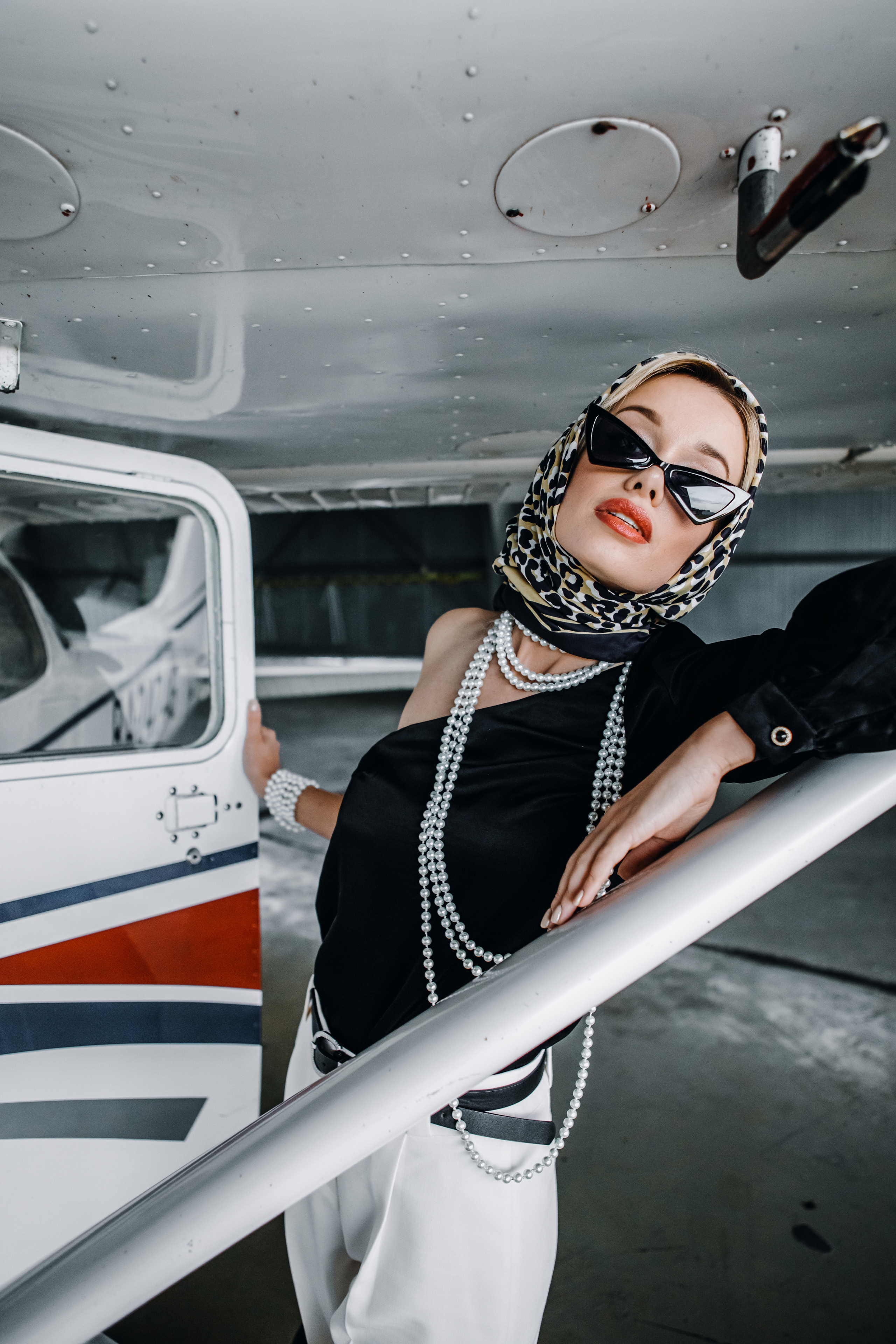 Съемка на аэродроме с самолетом. Фотограф в Москве Ольга Сатони