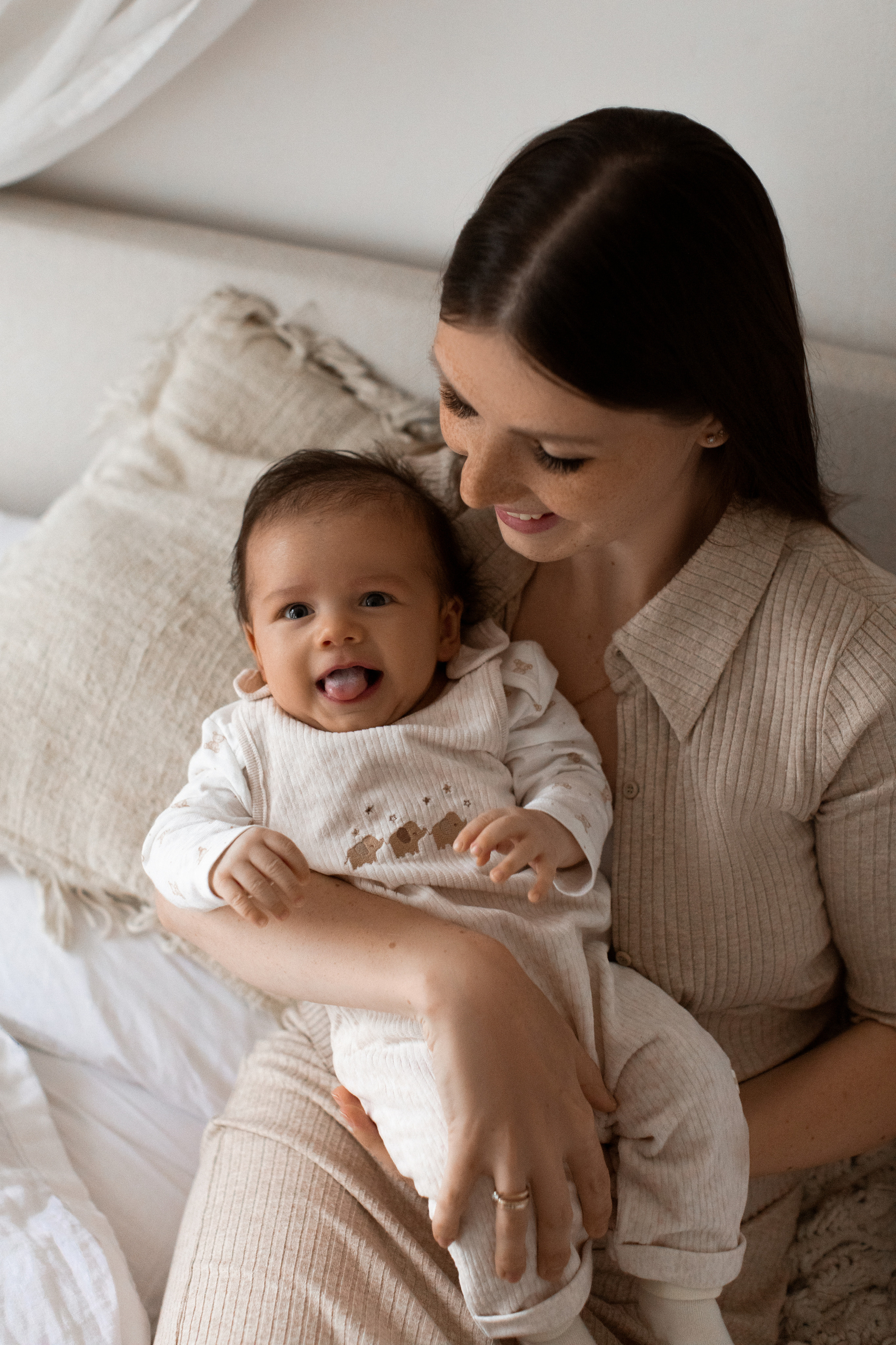 Мама и сын семейное фото