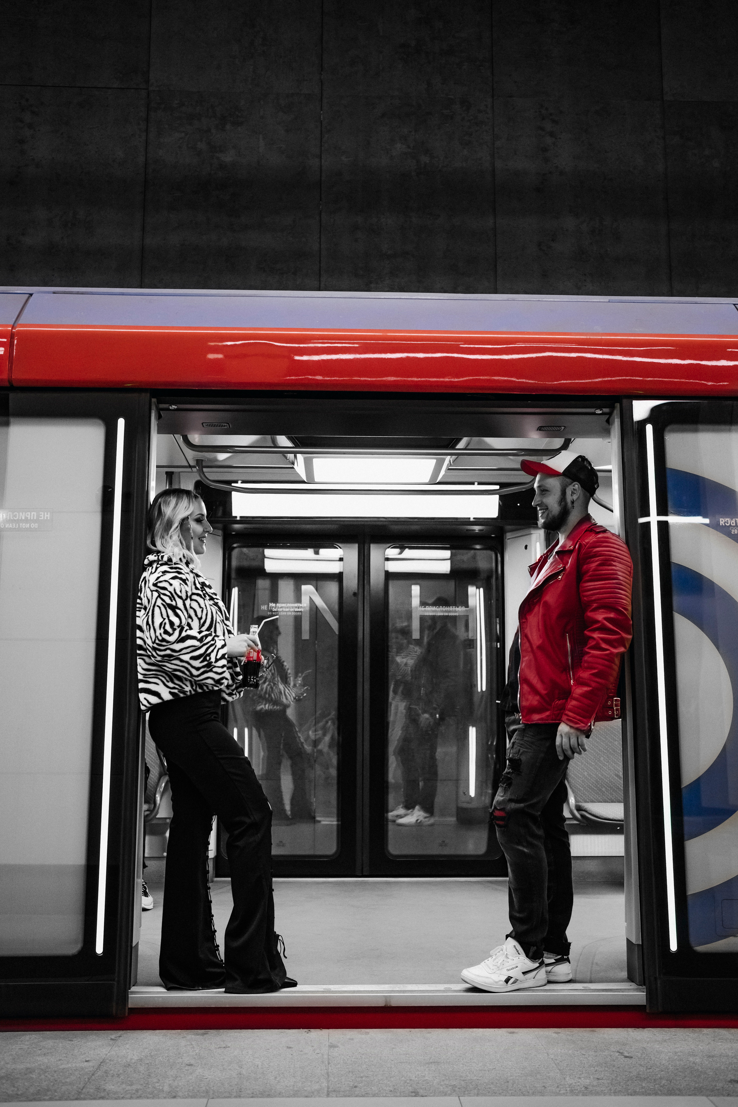 Миша и Даша Метро. Фотограф в Москве Ольга Сатони