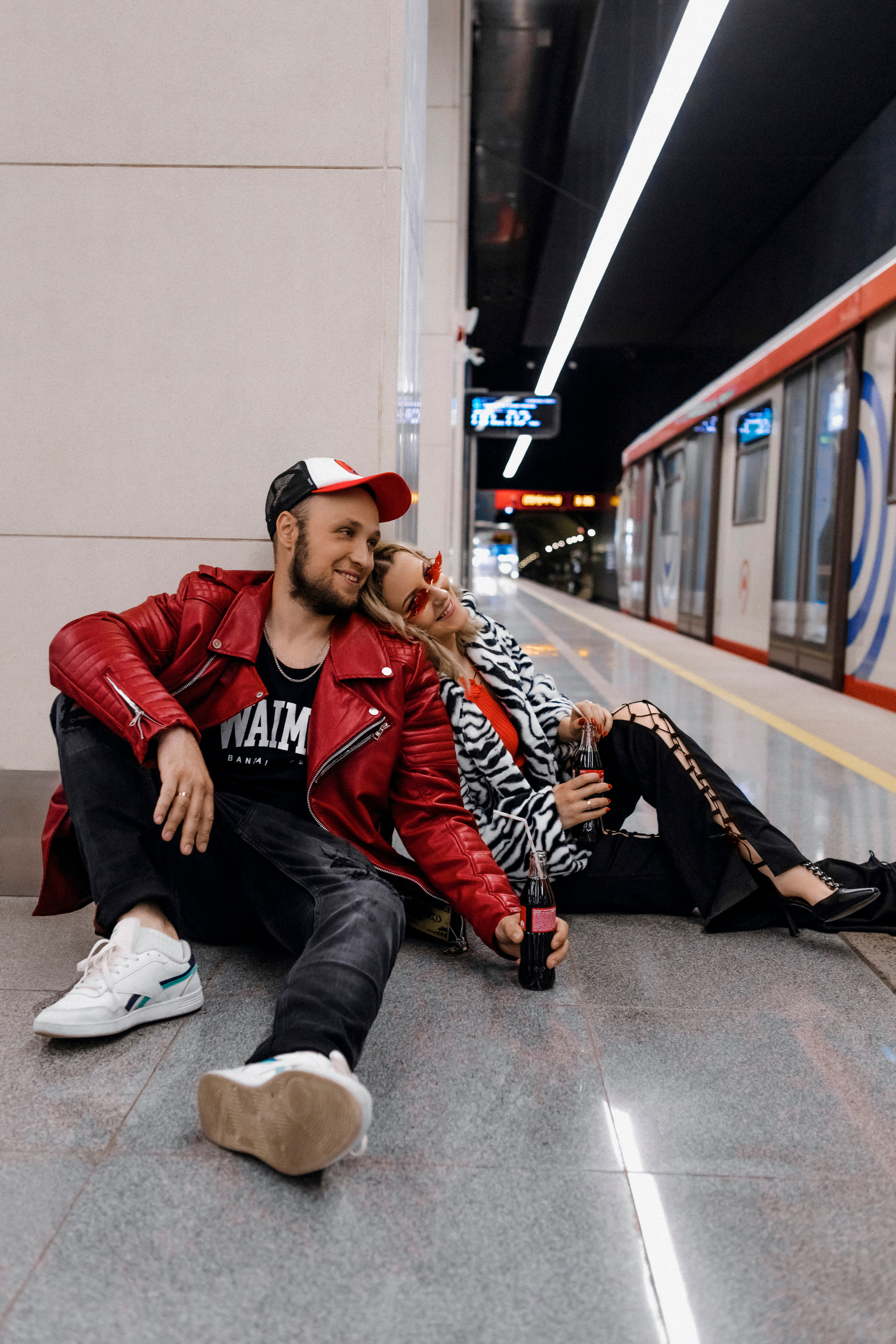 Лавстори в метро. Фотограф в Москве Ольга Сатони