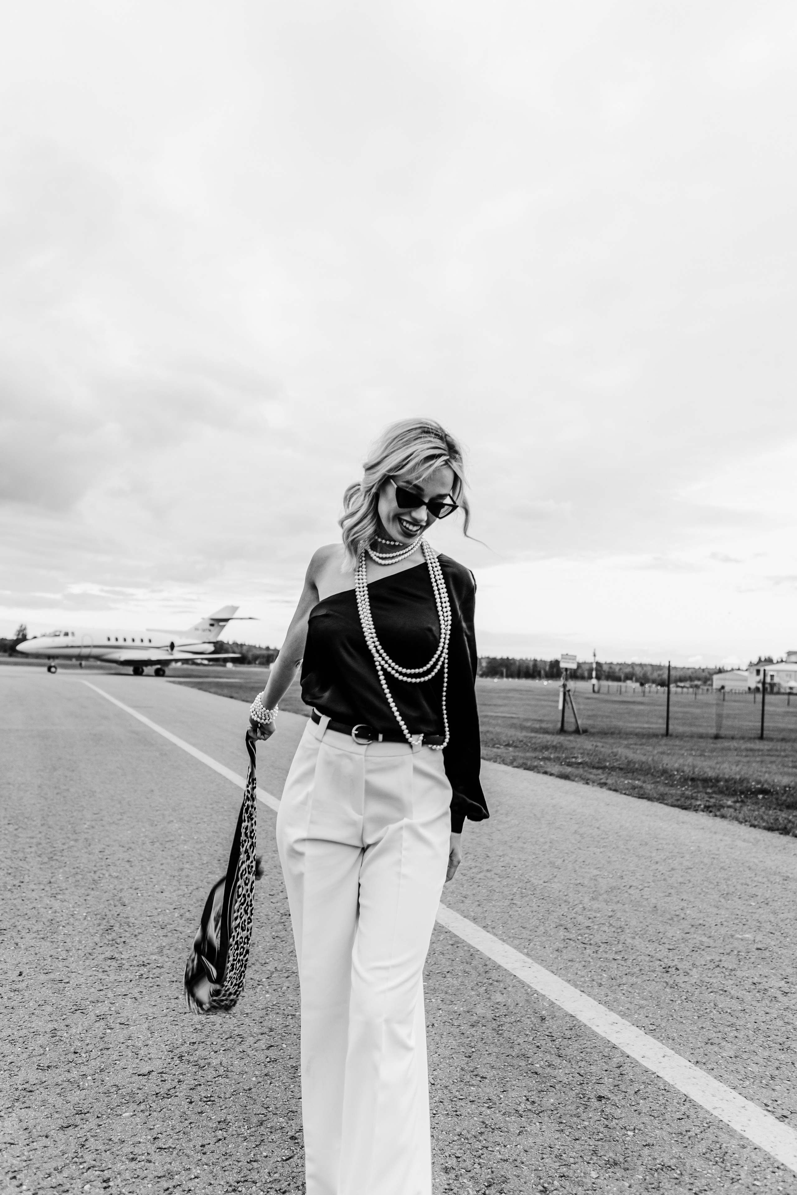 Съемка на аэродроме с самолетом. Фотограф в Москве Ольга Сатони