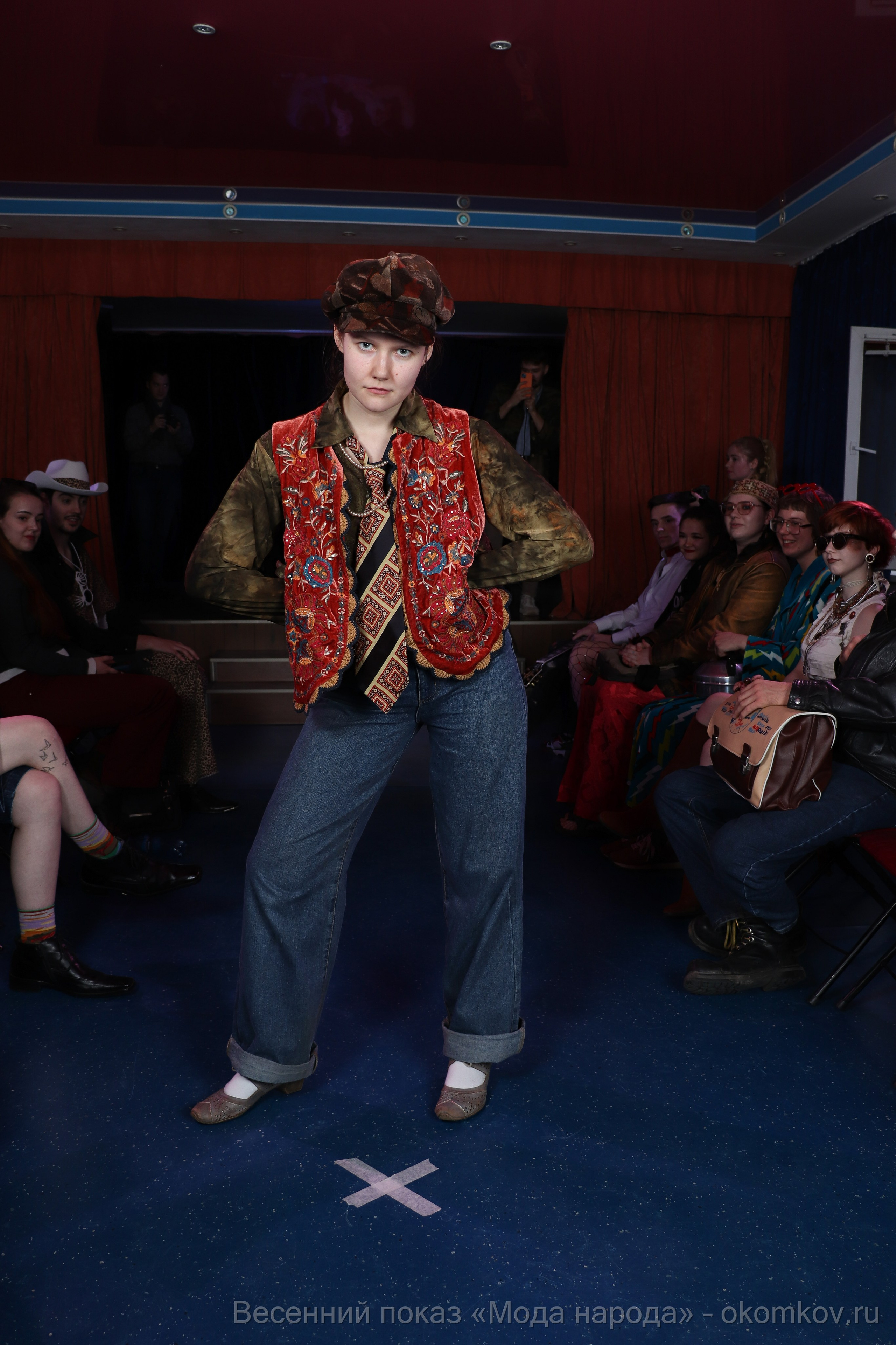 Весенний показ «Мода народа». Ивентный фотограф в Санкт-Петербурге Олег Комков