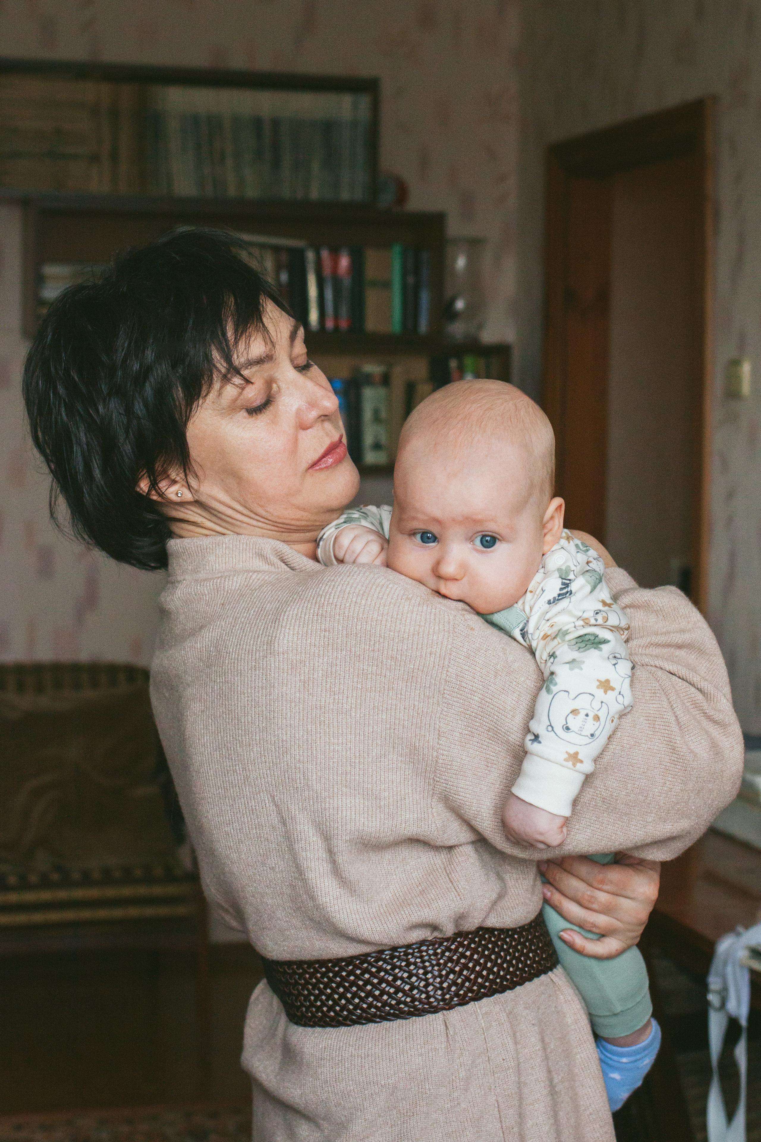 Семейная фотосессия с прадедушкой, бабушкой и родителями. Психолог Онлайн и в Симферополе Елена Федорина