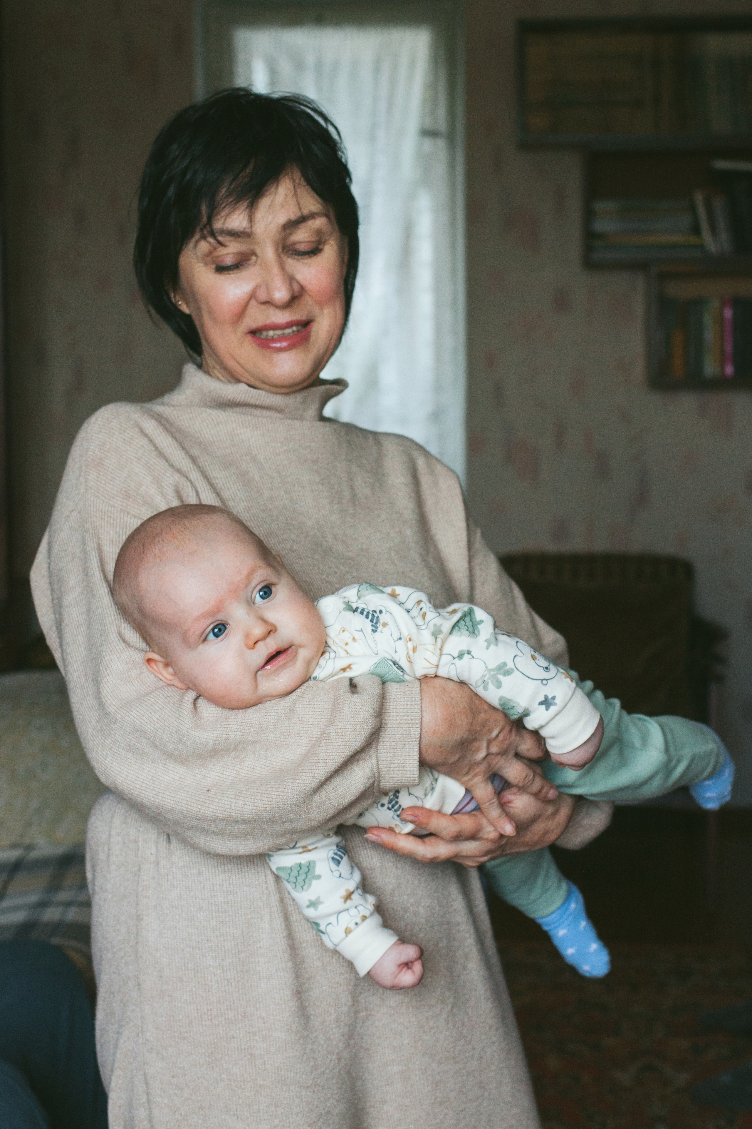 Семейная фотосессия с прадедушкой, бабушкой и родителями. Психолог Онлайн и в Симферополе Елена Федорина