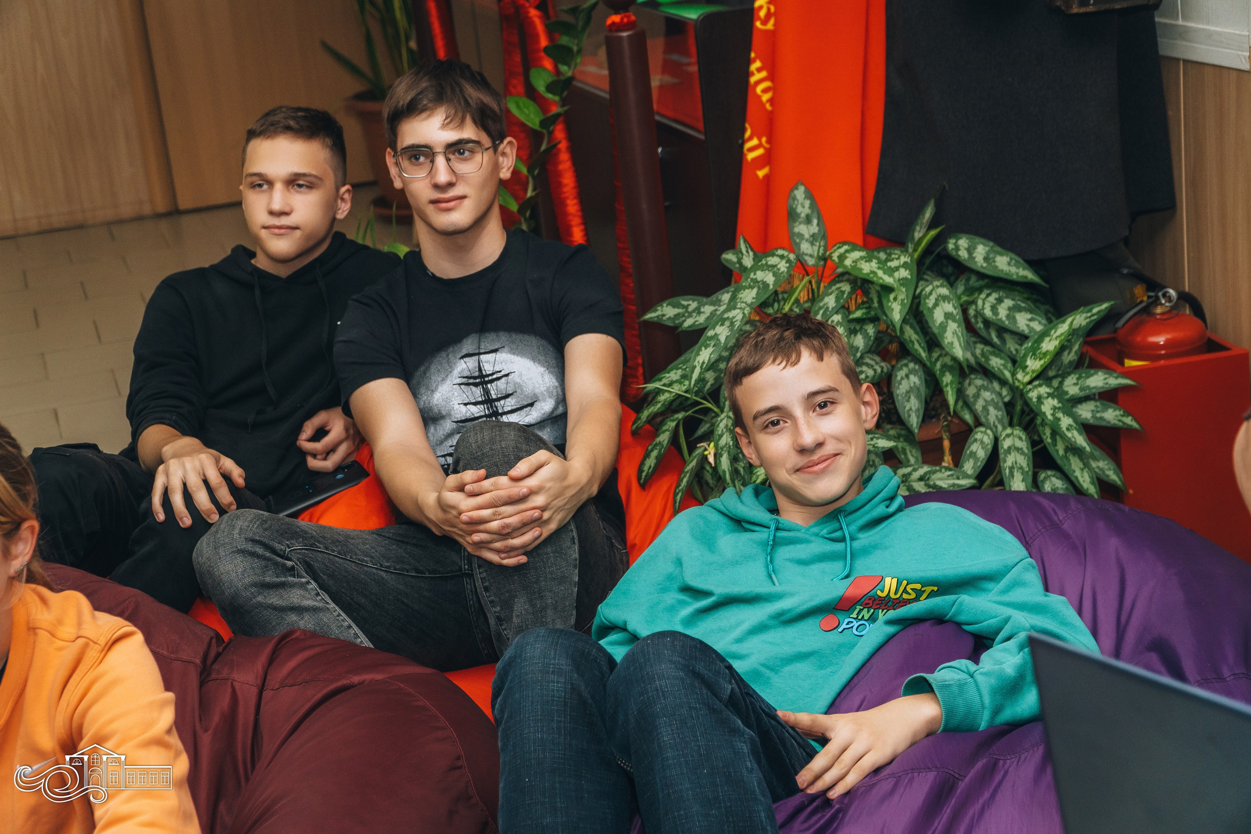 «Пока мы молоды». Новотитаровский Дом культуры