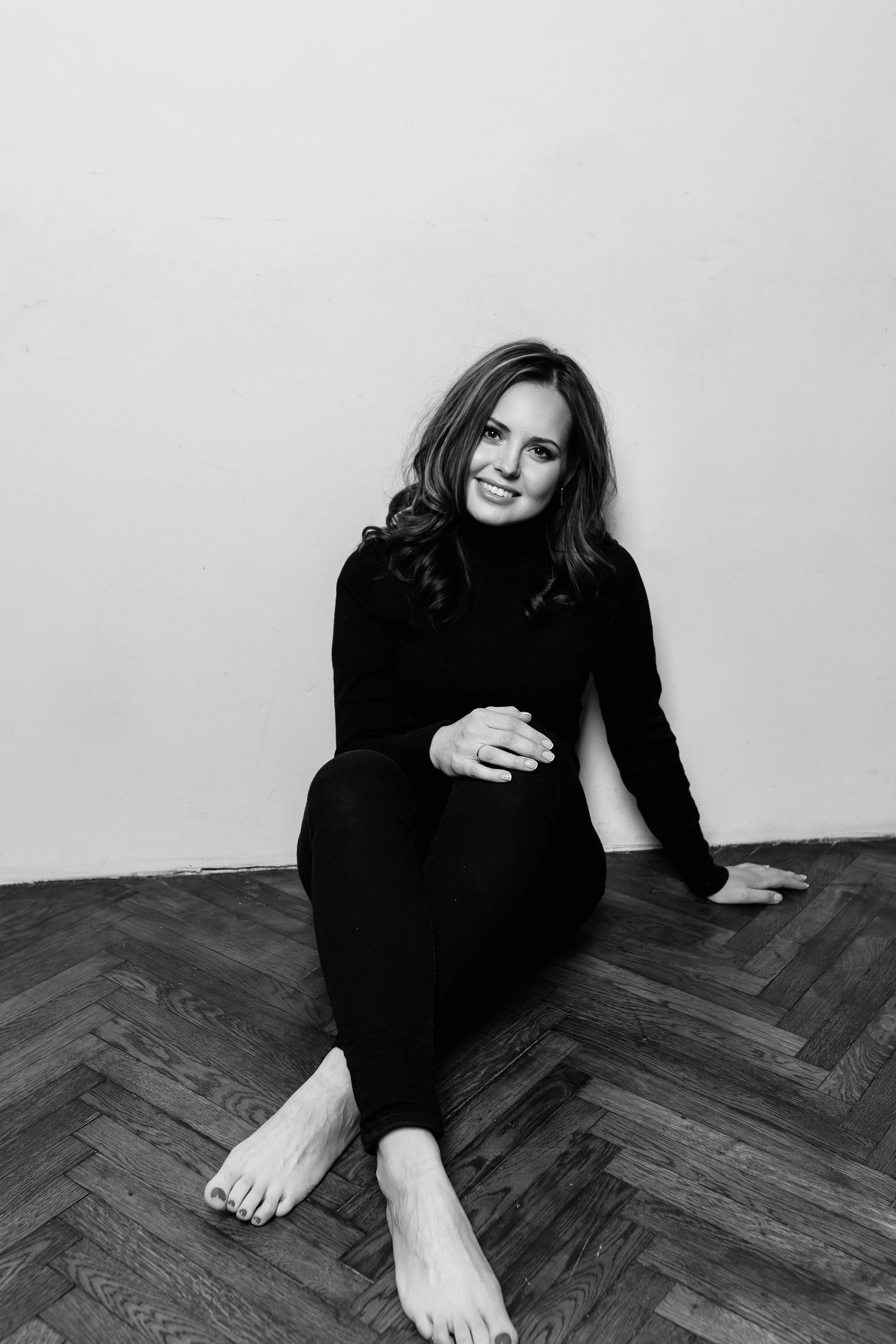 Оля, чб. Фотограф в Москве Ксения Мокрушина | Brand & Women photographer