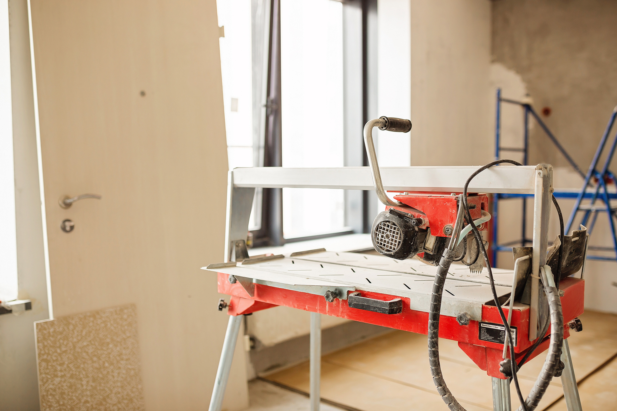 Андрей и Михаил, ремонты и строительство. Фотограф в Москве Ксения Мокрушина | Brand & Women photographer