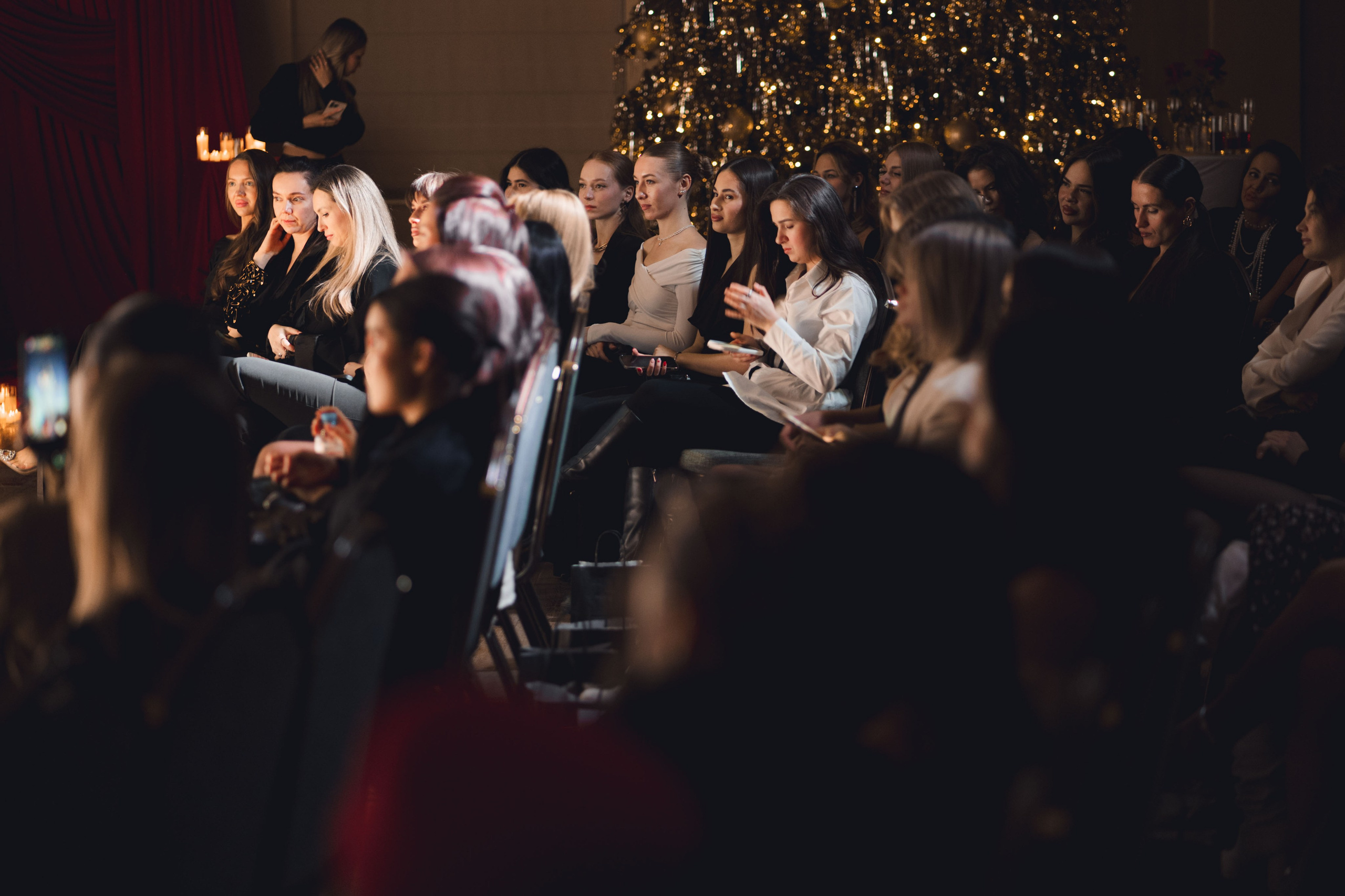 Своими глазами // Тренинг. Репортажный фотограф в Казани Виктория Трунова