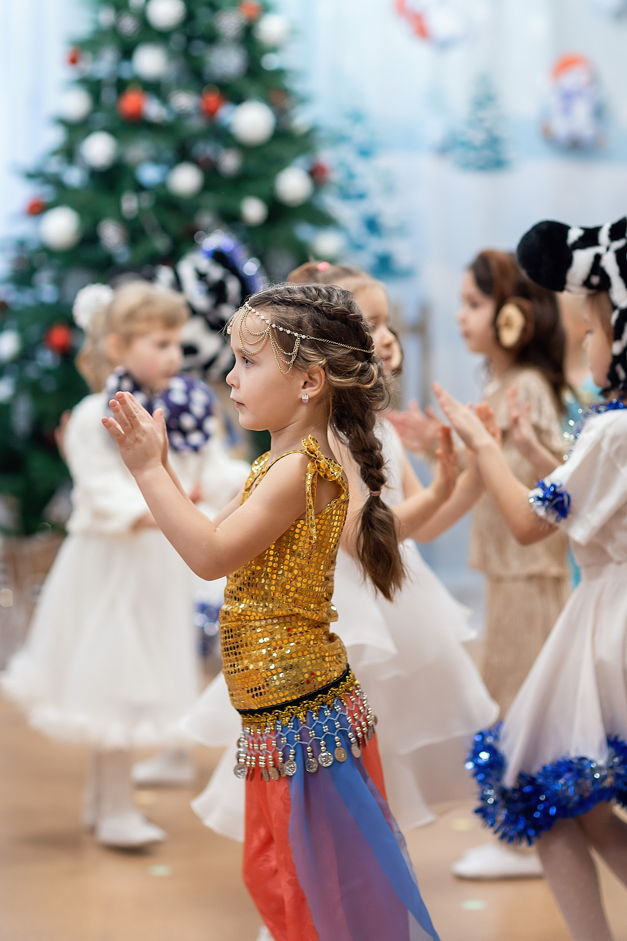Утренник_"Веселый балаганчик» 2024. Семейный фотограф в Санкт-Петербурге