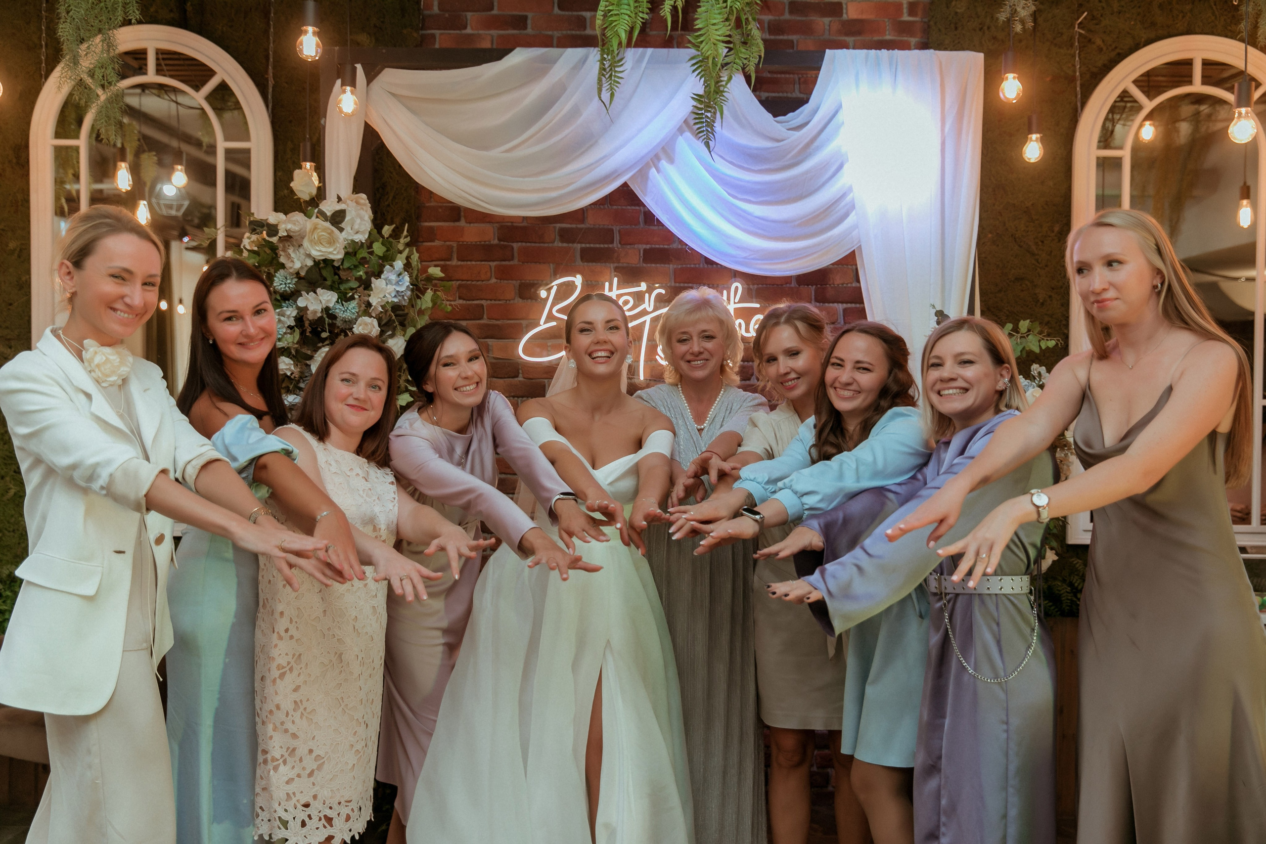 Фотограф и видеограф на свадьбу на полный день. Фотограф, видеограф на свадьбу в Москве Никита Назаров