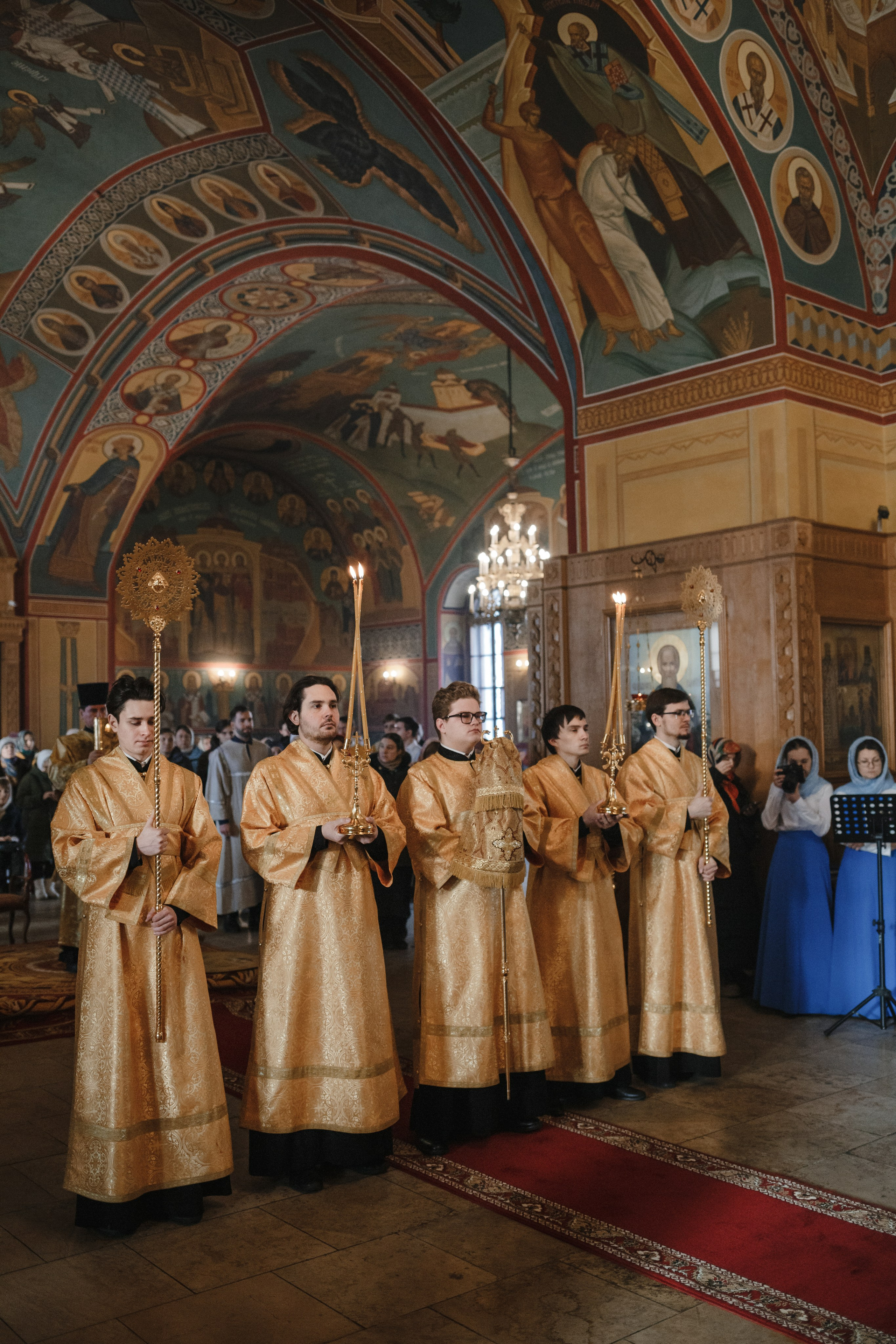 Служба Григория, митрополита, управляющего делами Московской Патриархии. Семейный фотограф Николаева Ольга