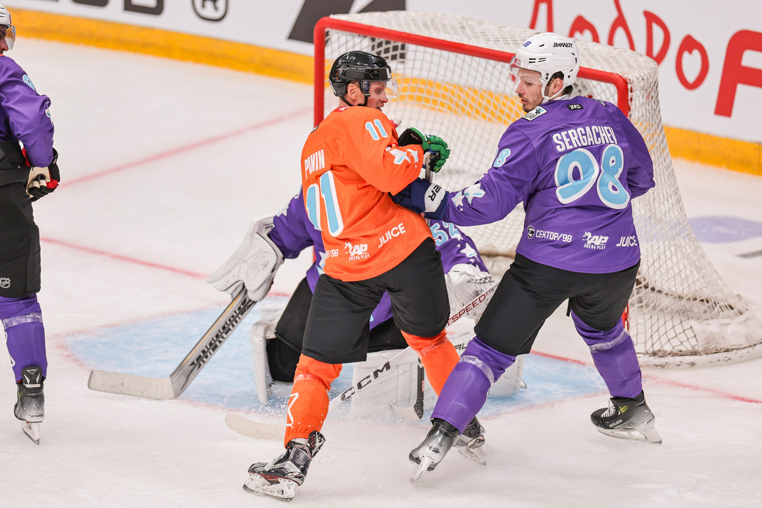 Матч года 2024: Игроки НХЛ против Игроков КХЛ. Спортивный репортажный фотограф Казань Нафис Сиразетдинов