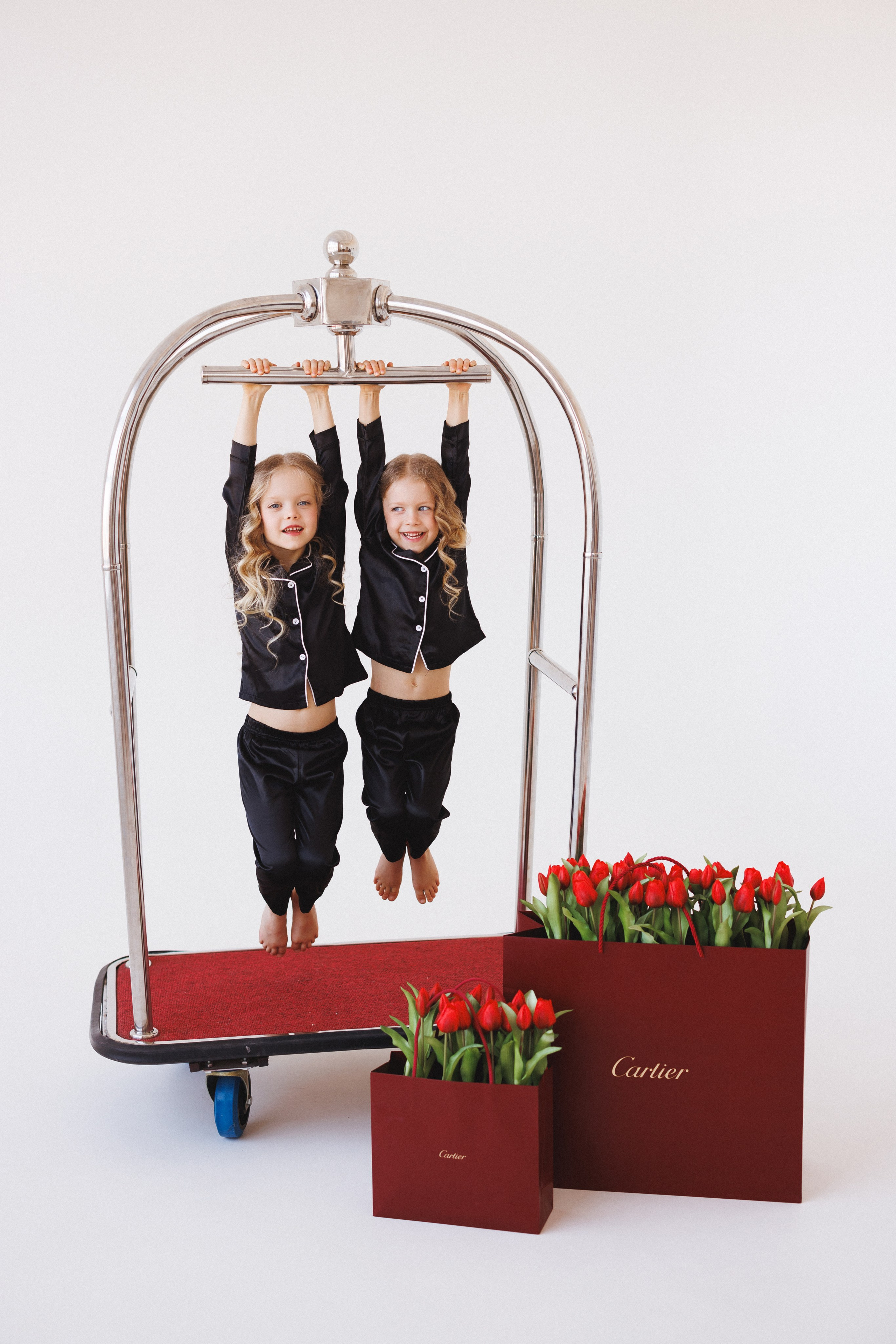 Фотосессия для девочек в тематике «Гардеробная». Семейный и детский фотограф в Краснодаре Анна Трашкова