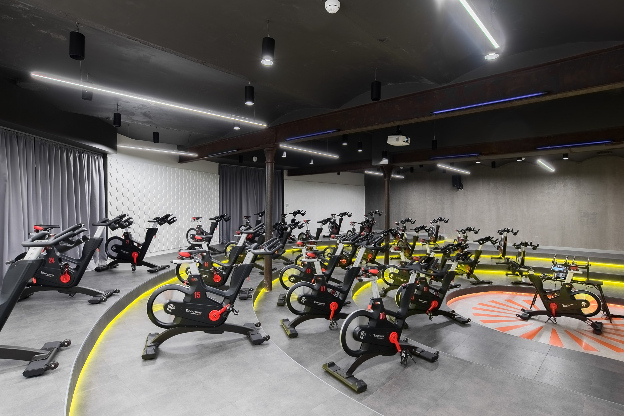 Клиники и салоны. Герман Лепёхин коммерческий фотограф в Москве: репортаж, портреты, интерьеры, производство