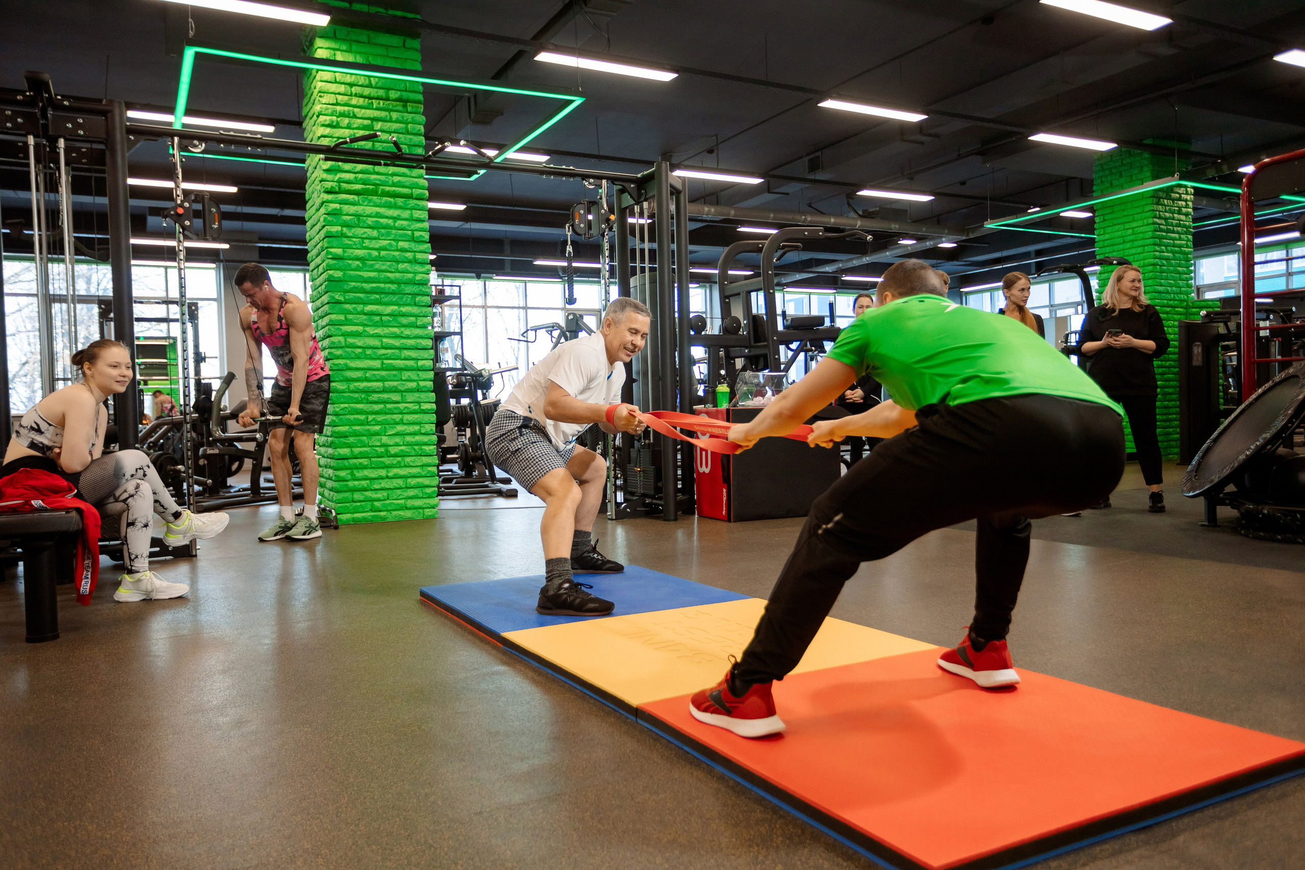 РЕПОРТАЖ: ФИТНЕСС-КЛУБ X-FIT. Профессиональный фотограф в Ижевске Леша Петров