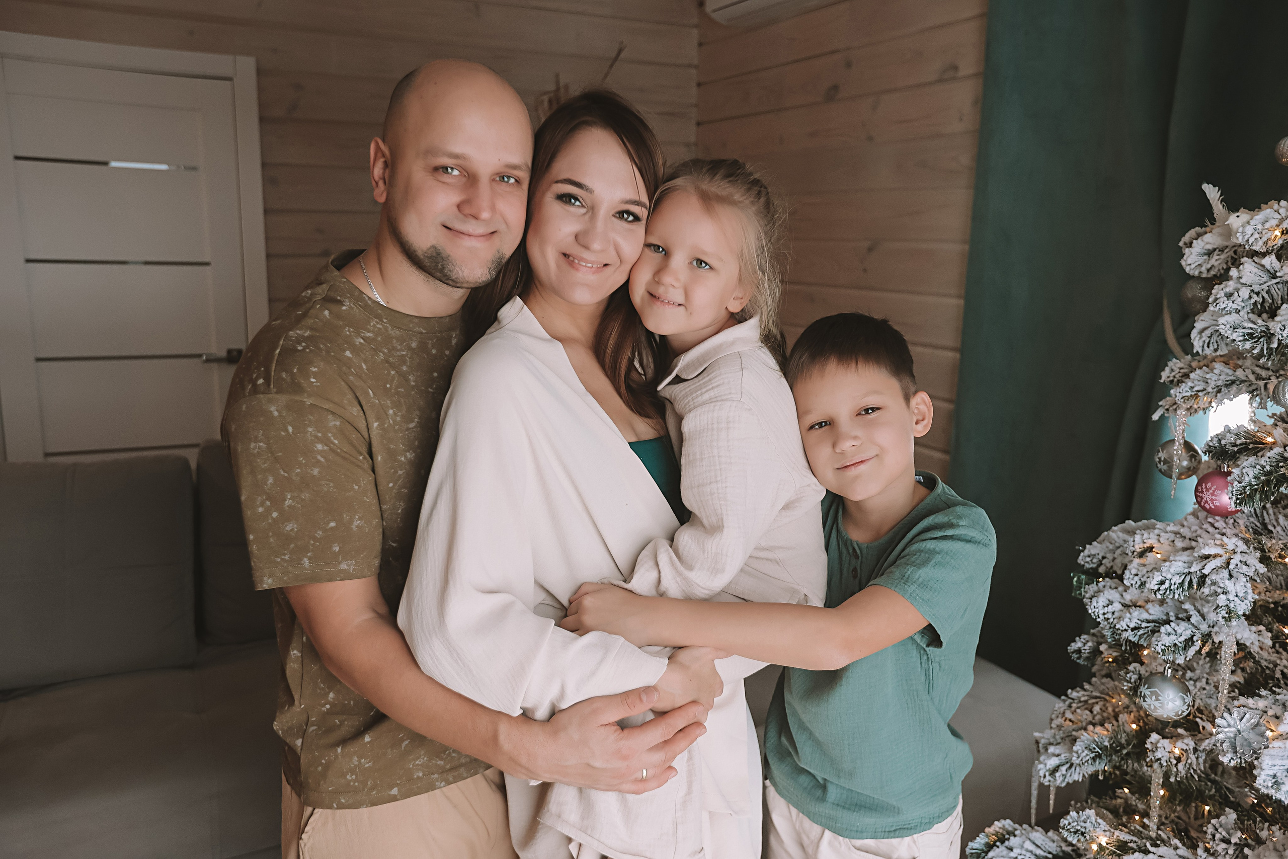 Домашняя. Семейный фотограф Тюмень, фотограф на роды Салмина Мария