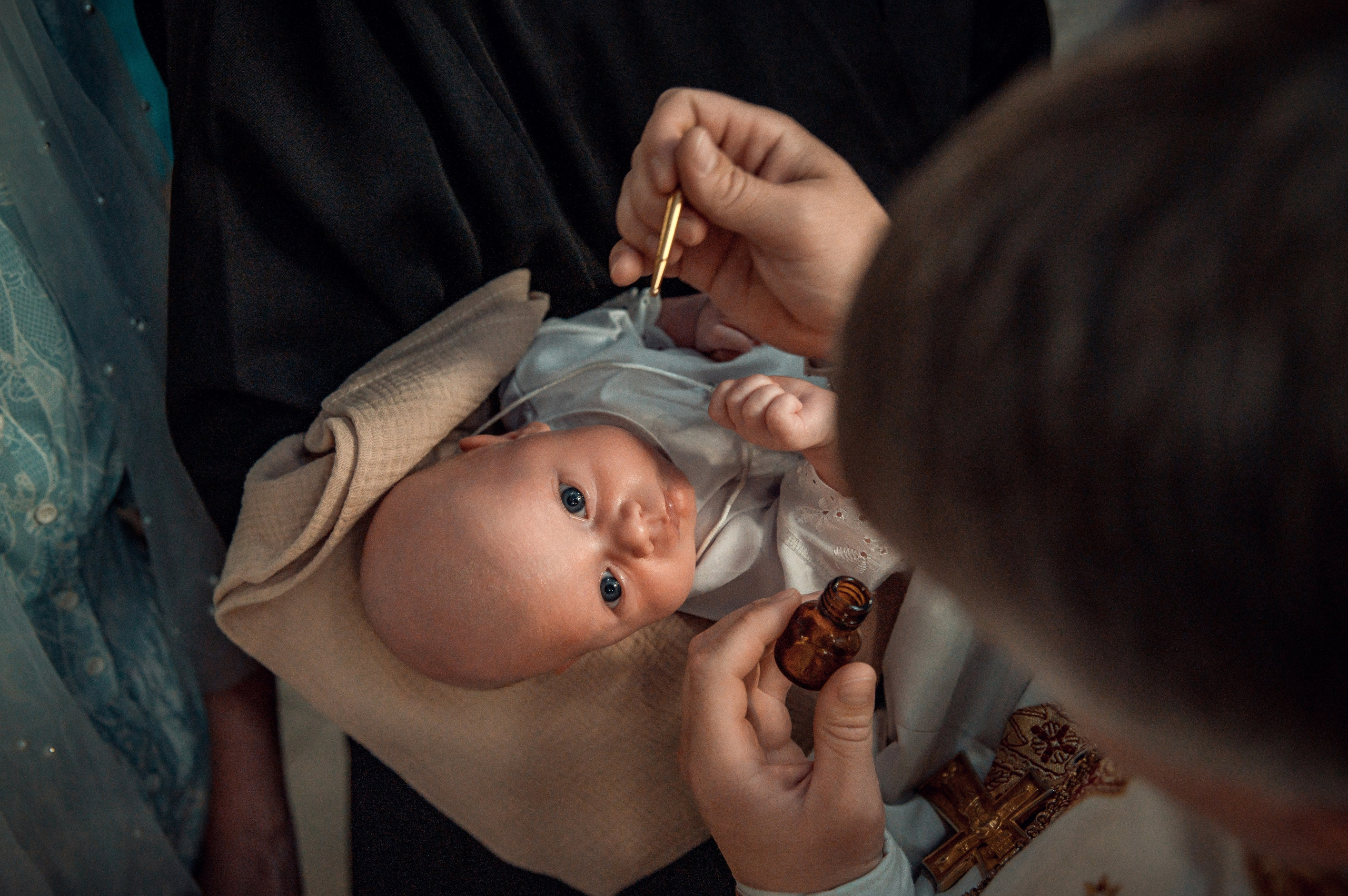 Таинство Крещения Филиппа, Храм святых Новомучеников и Исповедников Российских г. Волжский. Церковный, семейный и репортажный фотограф Волгоград, Волжский