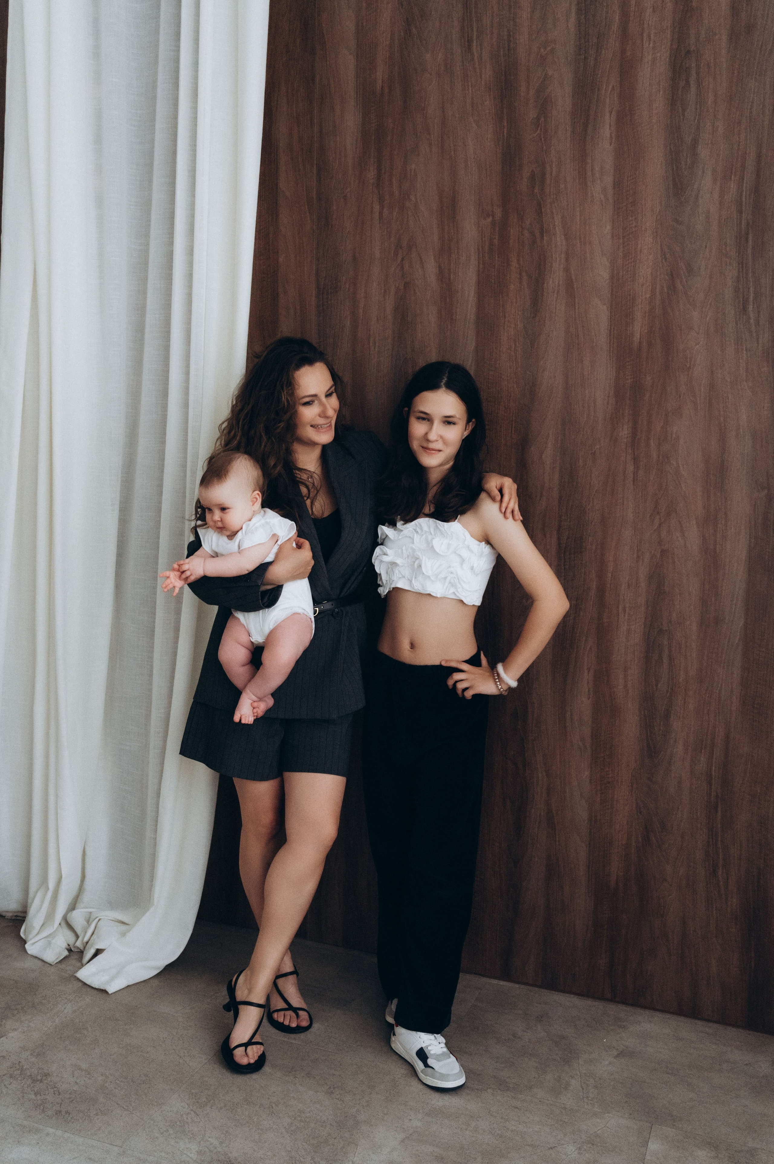 Анастасия. Профессиональный фотограф беременности в СПБ. Стильные фотосессии беременности в стиле минимализм и классическая фотография