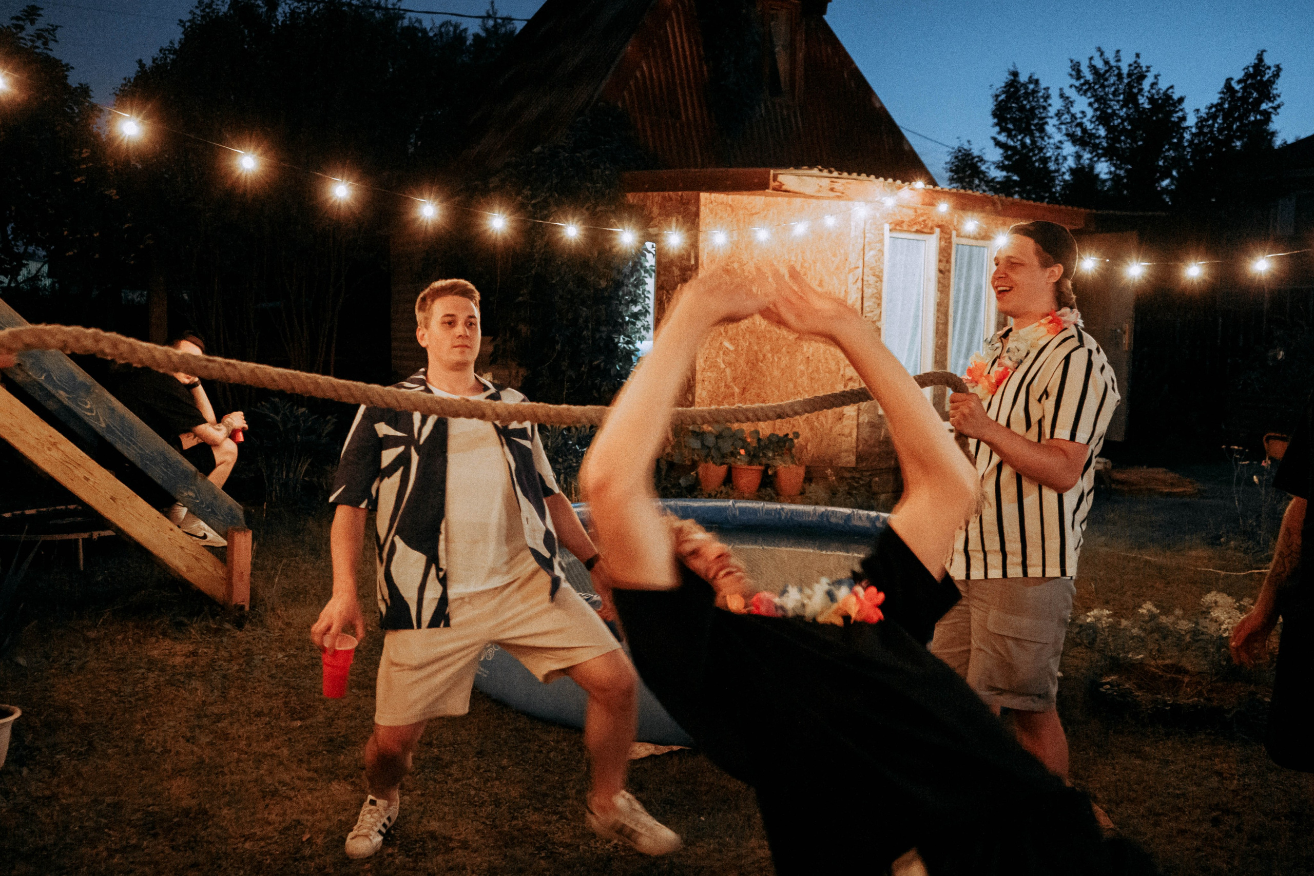 Гавайская вечеринка. Кир Анисин. Режиссер & фотограф