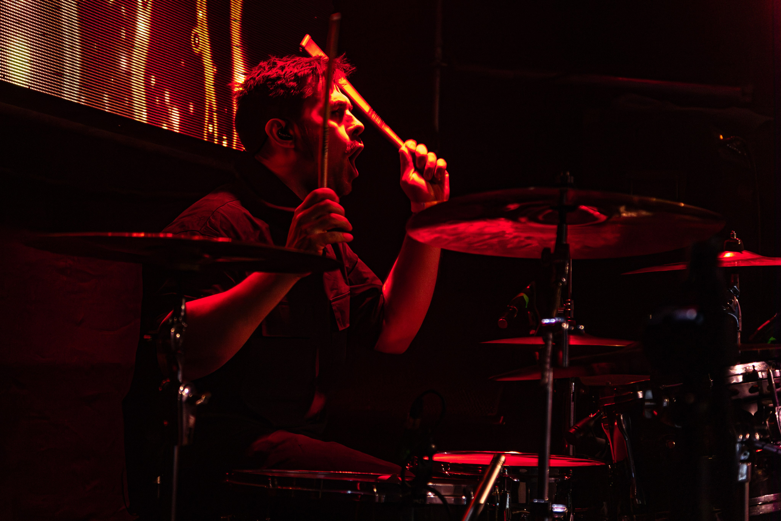 Концерт группы 7Раса в клубе Нирвана, Екатеринбург. Репортажный фотограф Екатеринбург | Яркий, качественный репортаж | Концерты, клубы, репортаж, праздники, корпоративы