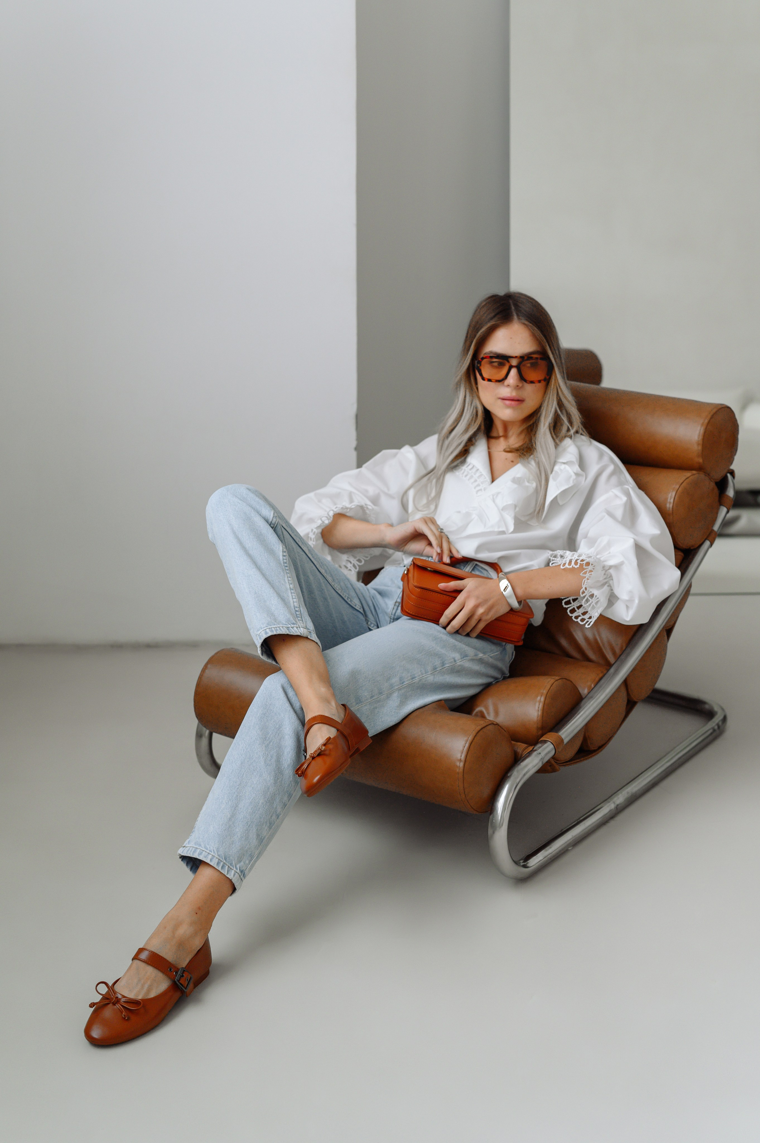 Съемка обуви для маркетплейсов (Wildberries, Ozon, Яндекс.Маркет). Фотограф товаров для соцсетей - инстаграм, вконтакте. Контент-фотограф в Москве Хныкина Лена