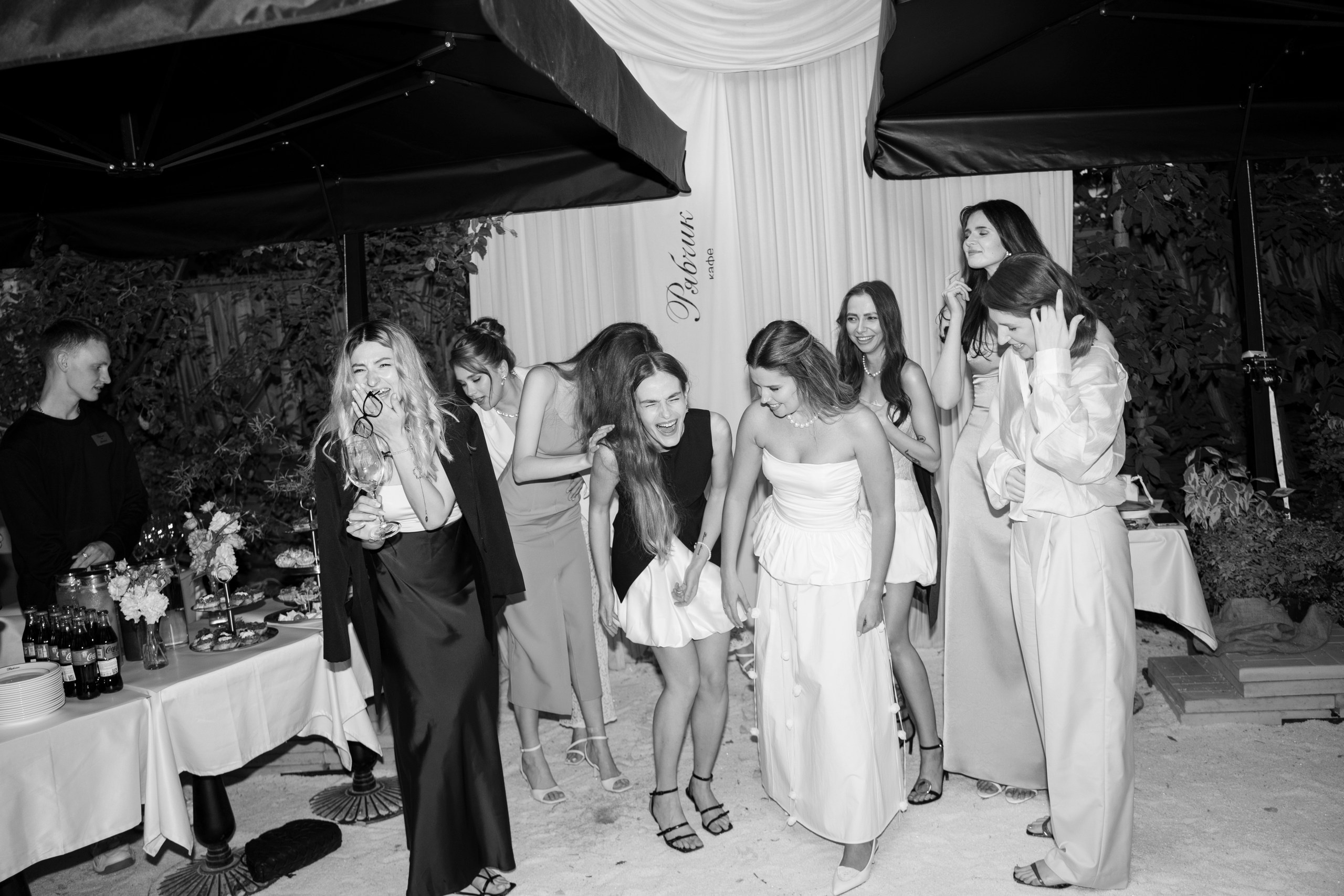 Елена и Владимир. Камерная свадьба в кафе «Рябчик»