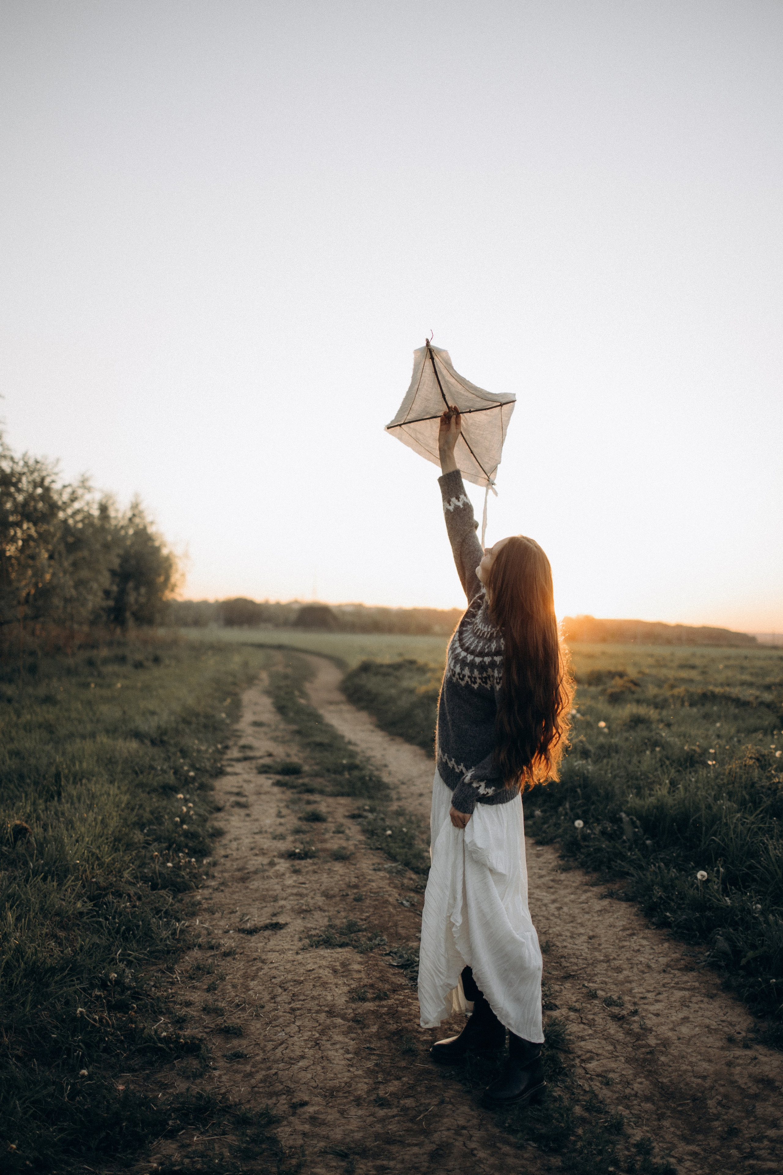 Поле, ромашки и воздушный змей. Семейный фотограф Москва Юлиана Фетисова